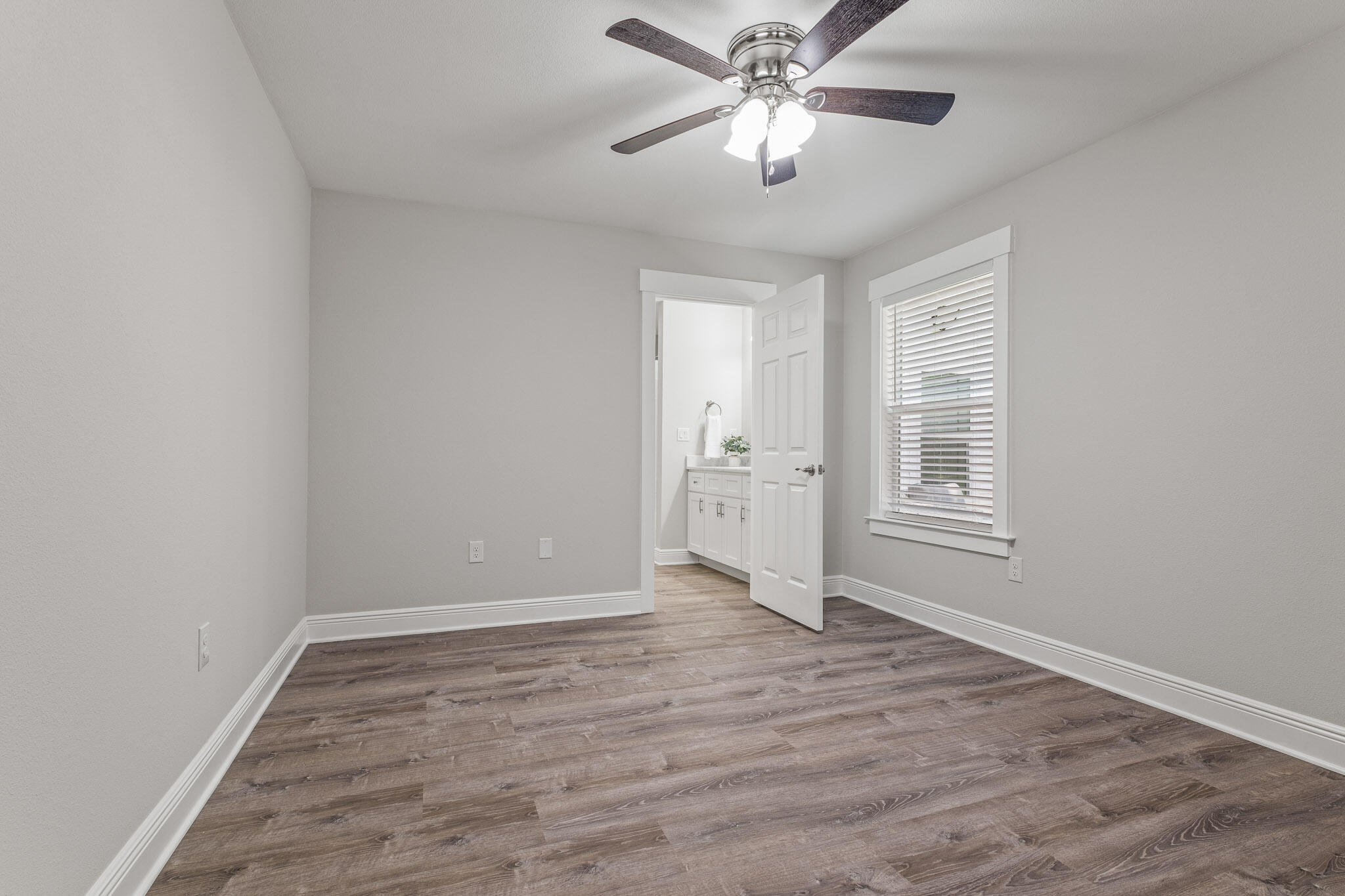 BEACONS BEND - Residential