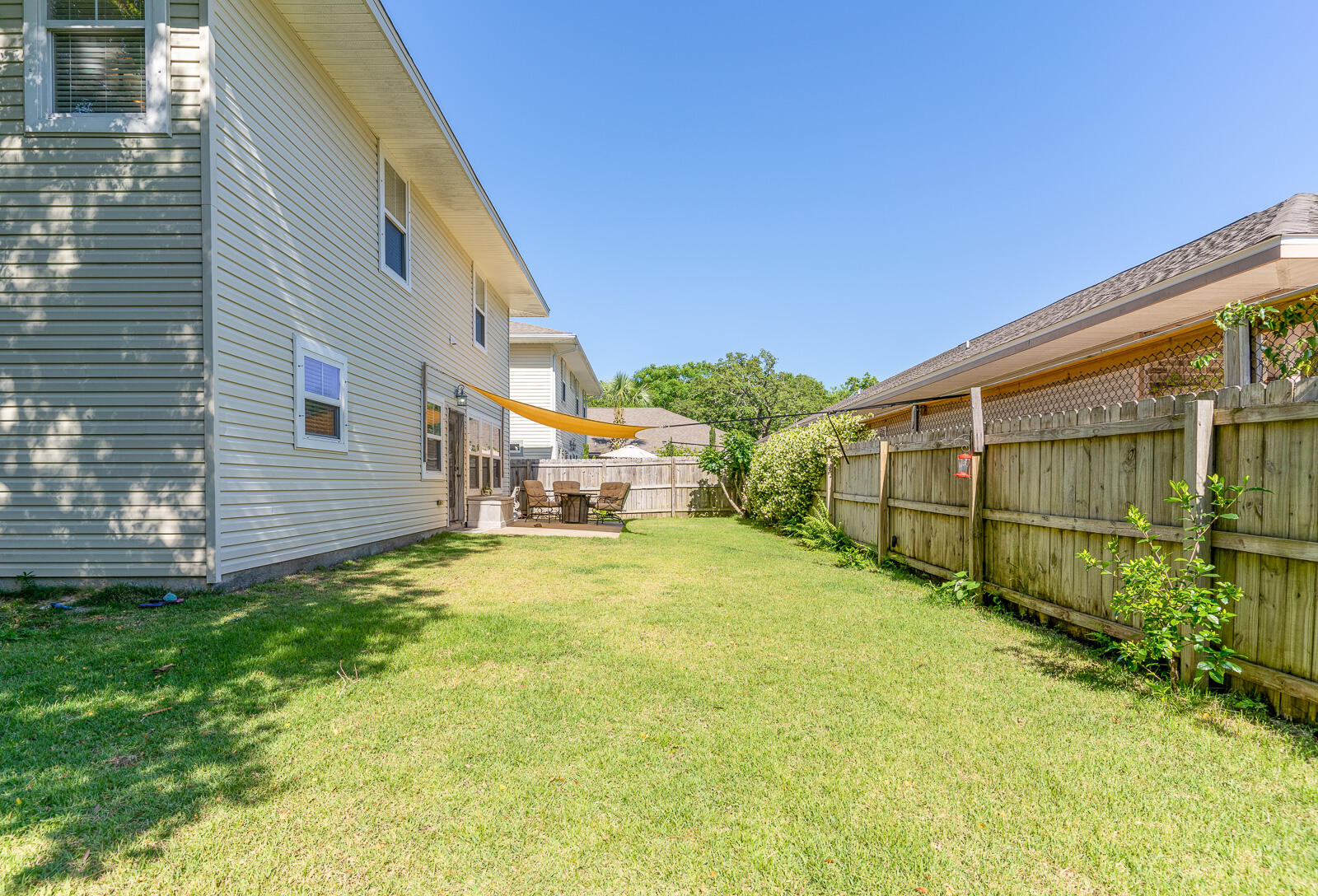 TANAGER OAKS - Residential