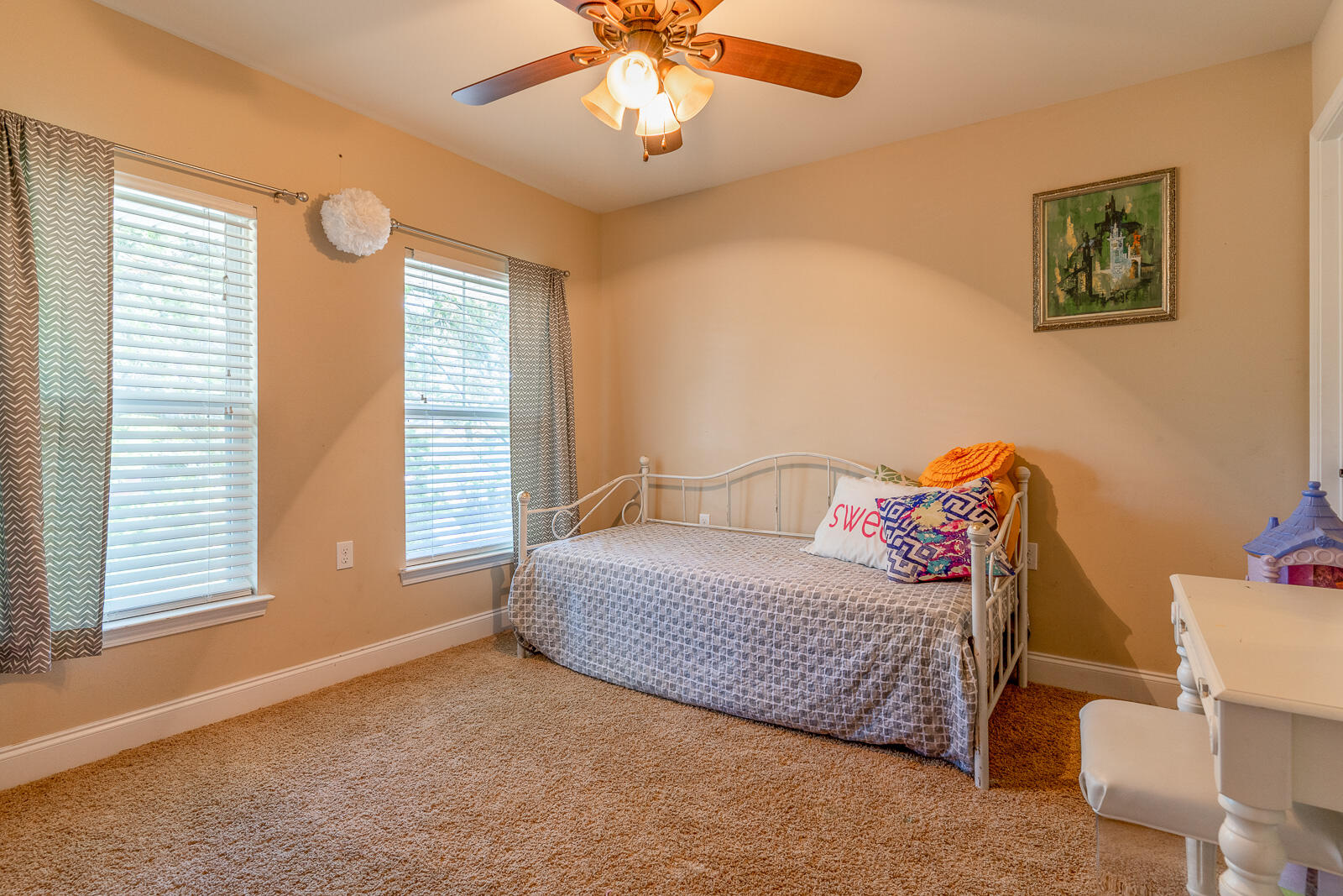 TANAGER OAKS - Residential