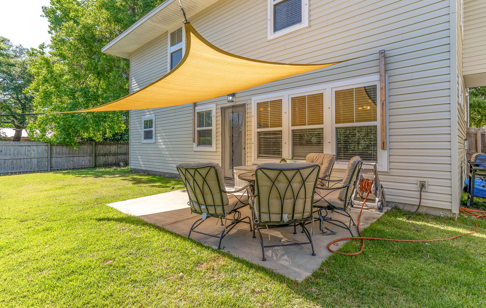TANAGER OAKS - Residential
