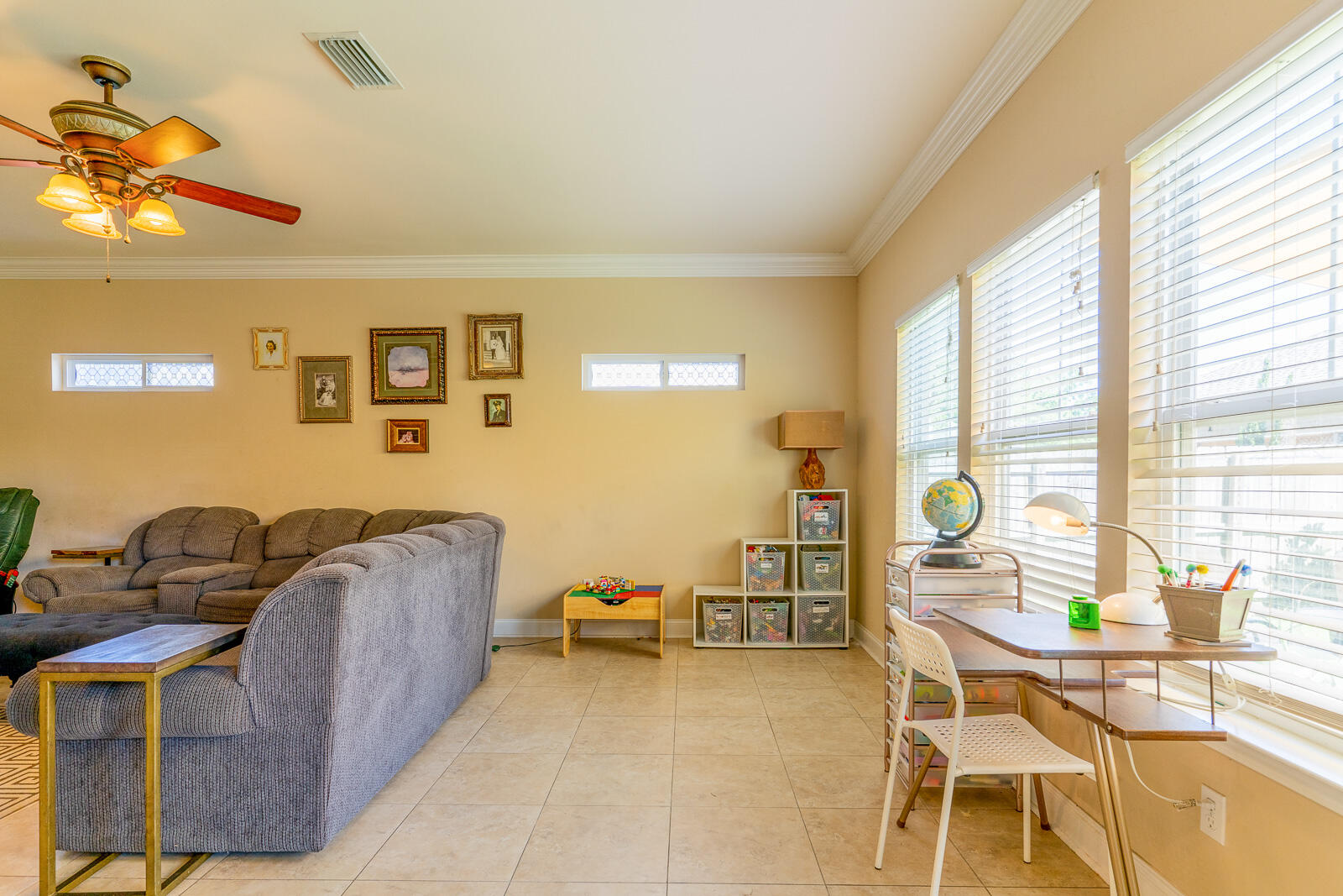TANAGER OAKS - Residential