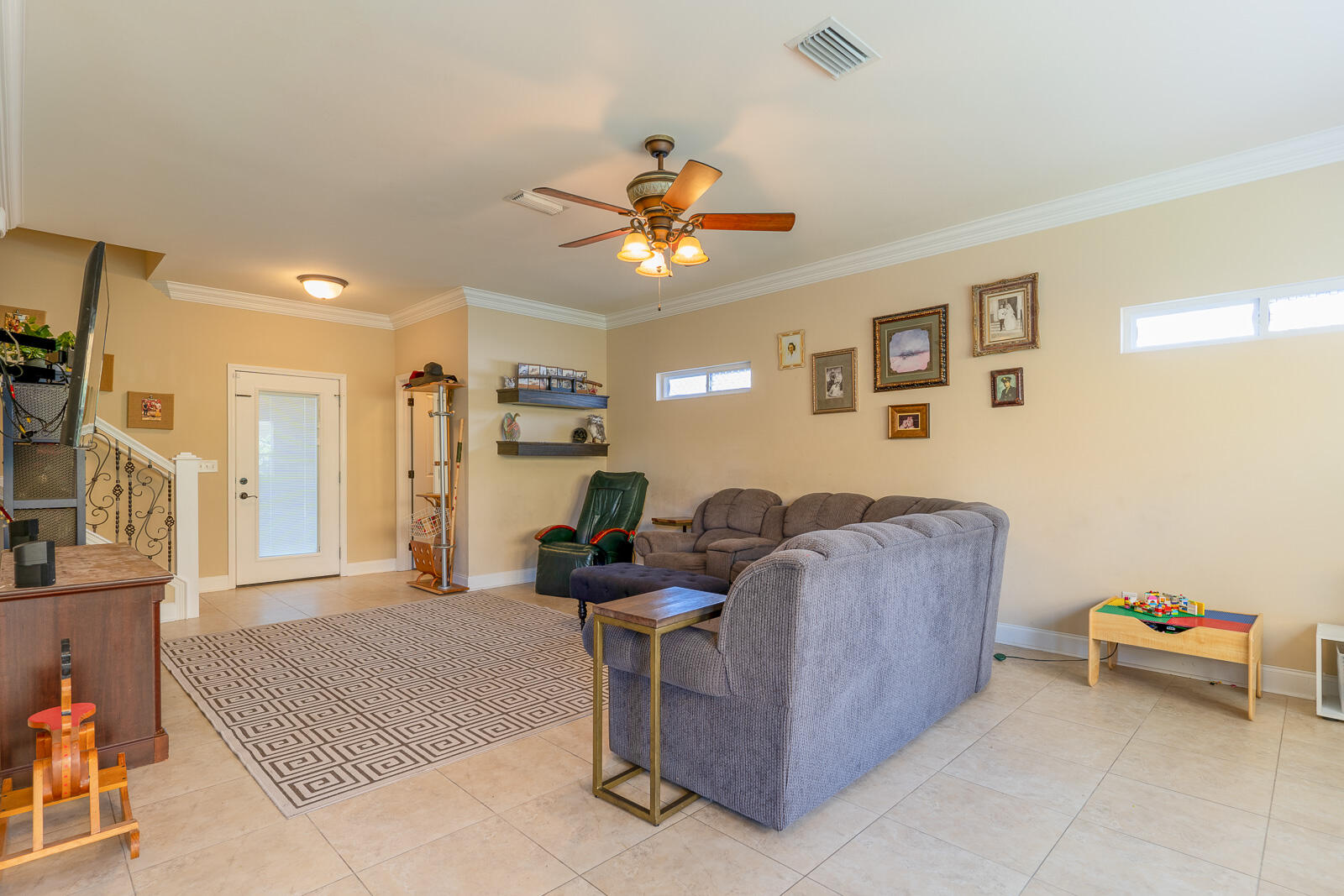 TANAGER OAKS - Residential