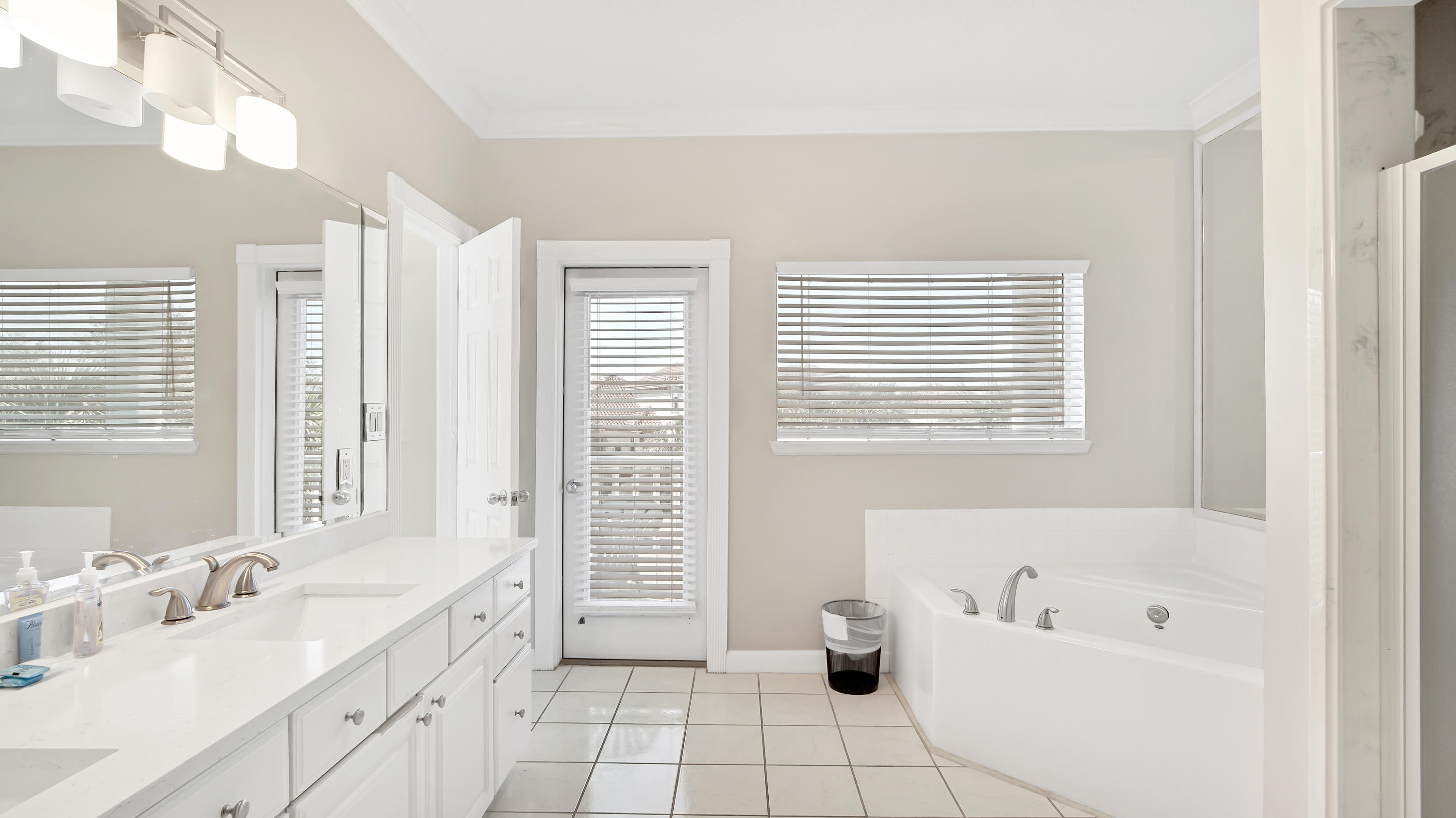 TERRA COTTA TERRACE - Residential