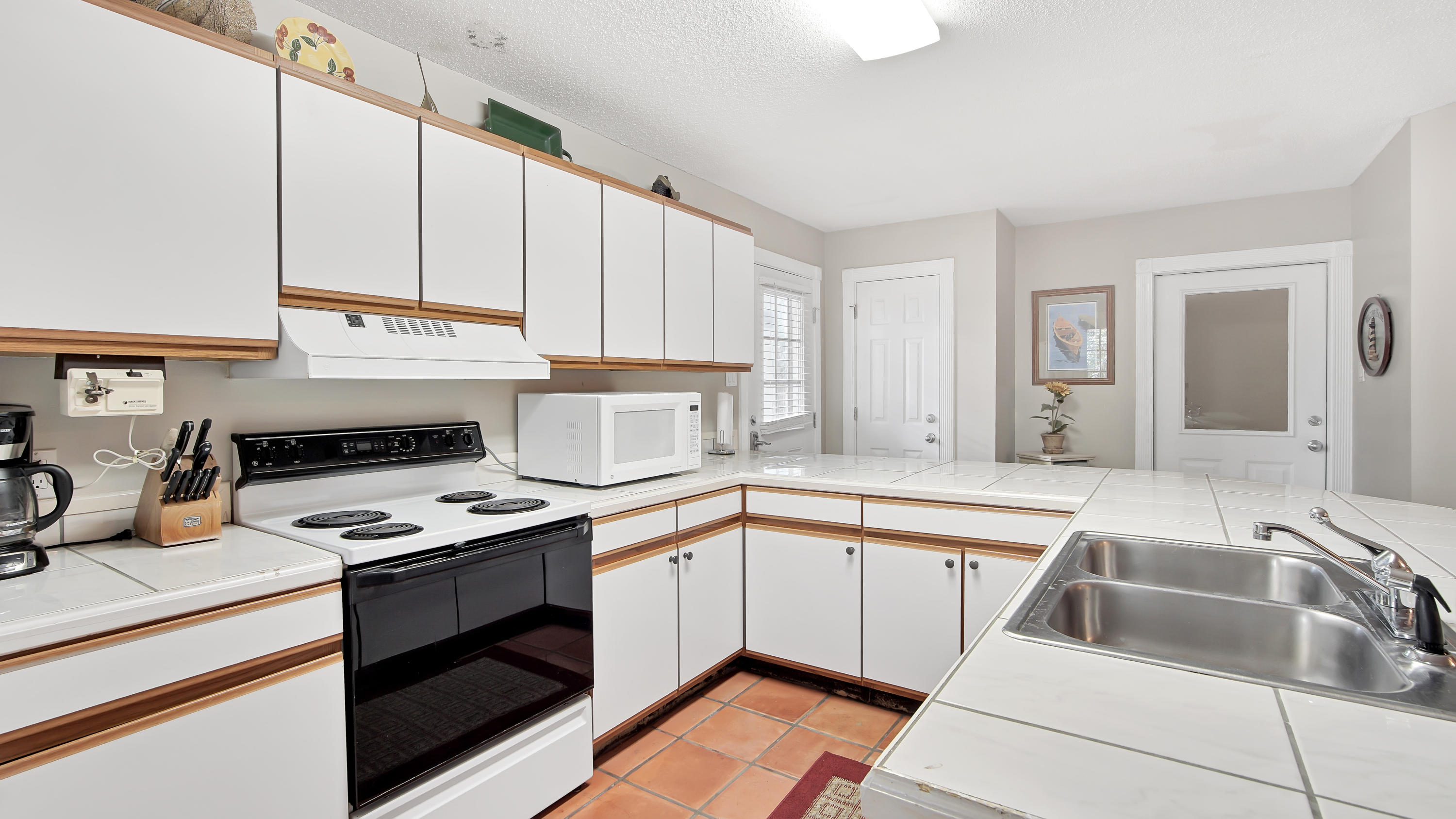 TERRA COTTA TERRACE - Residential