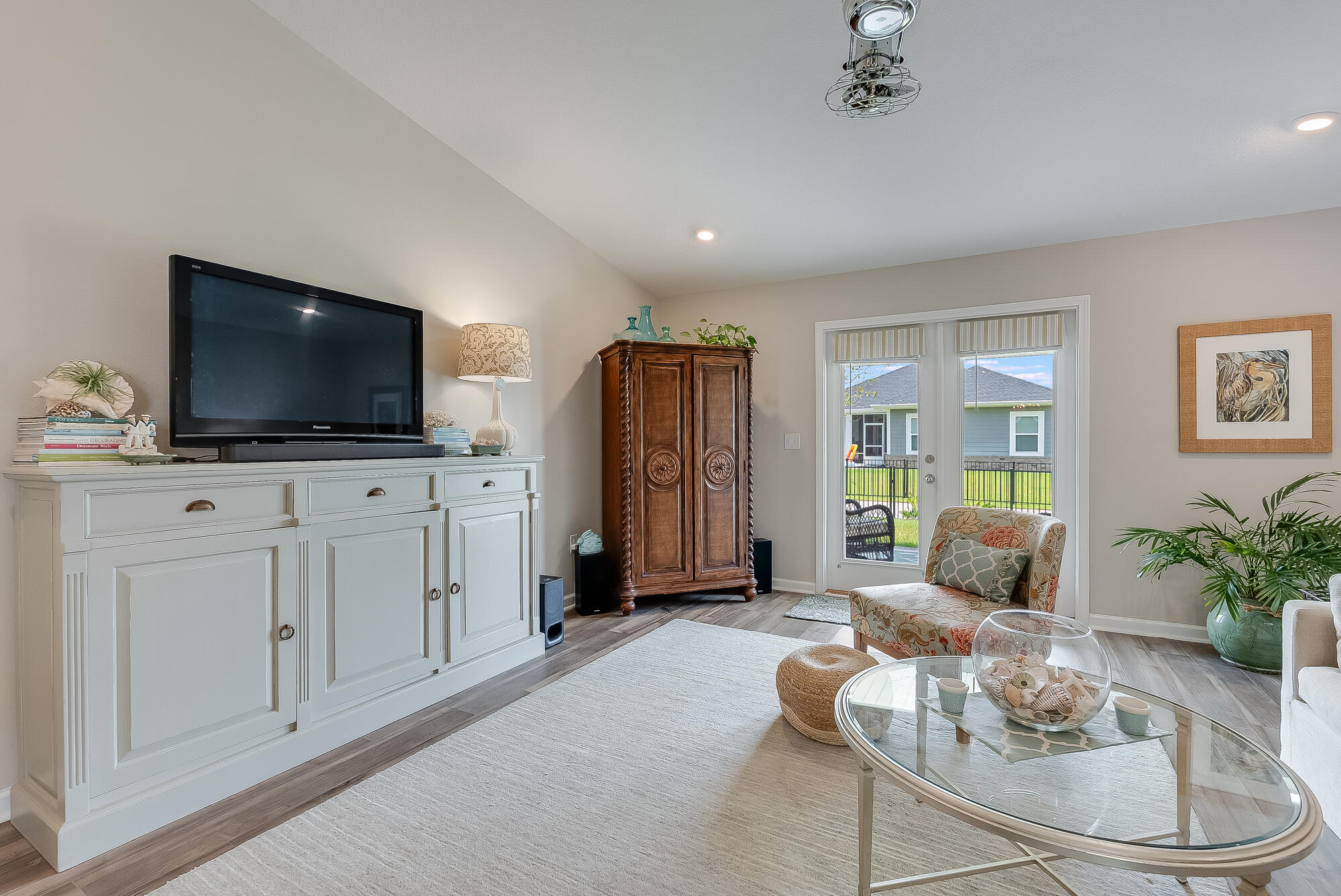 Riverwalk - Residential