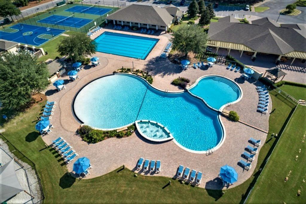 HAMMOCK BAY - Residential