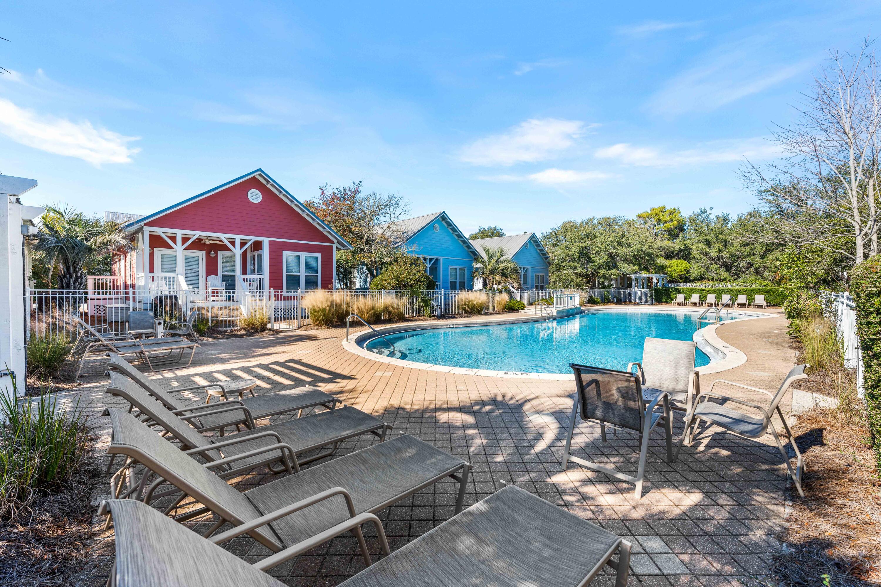 COTTAGES AT CAMP CREEK - Residential