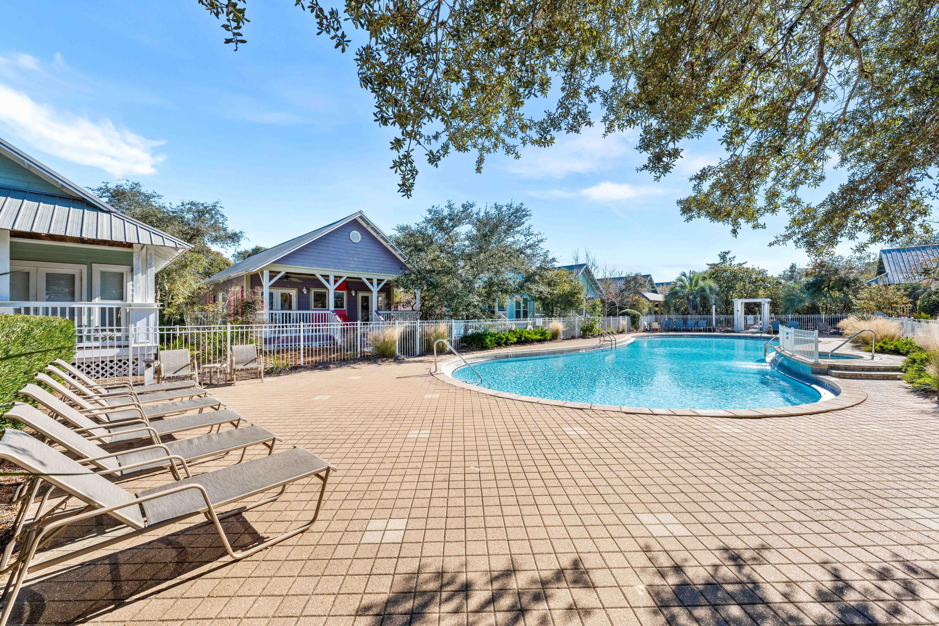 COTTAGES AT CAMP CREEK - Residential