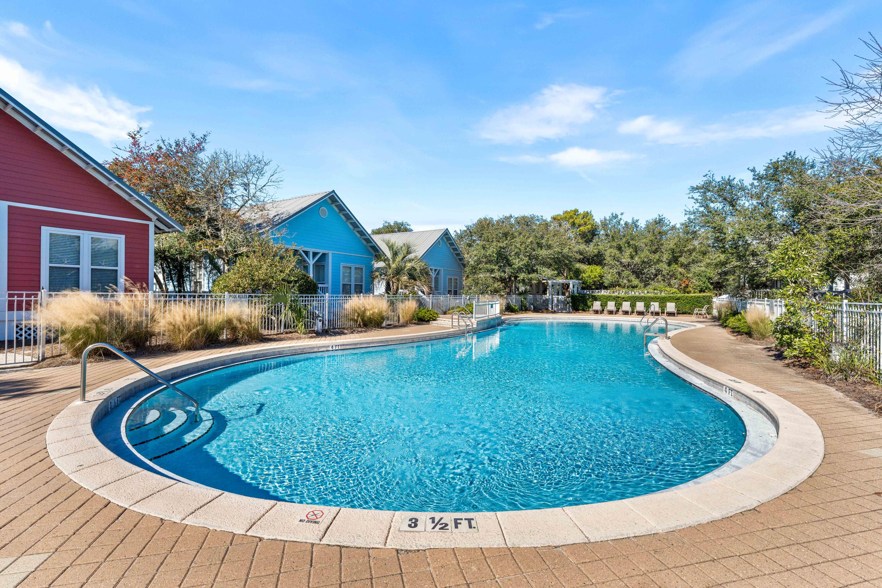 COTTAGES AT CAMP CREEK - Residential