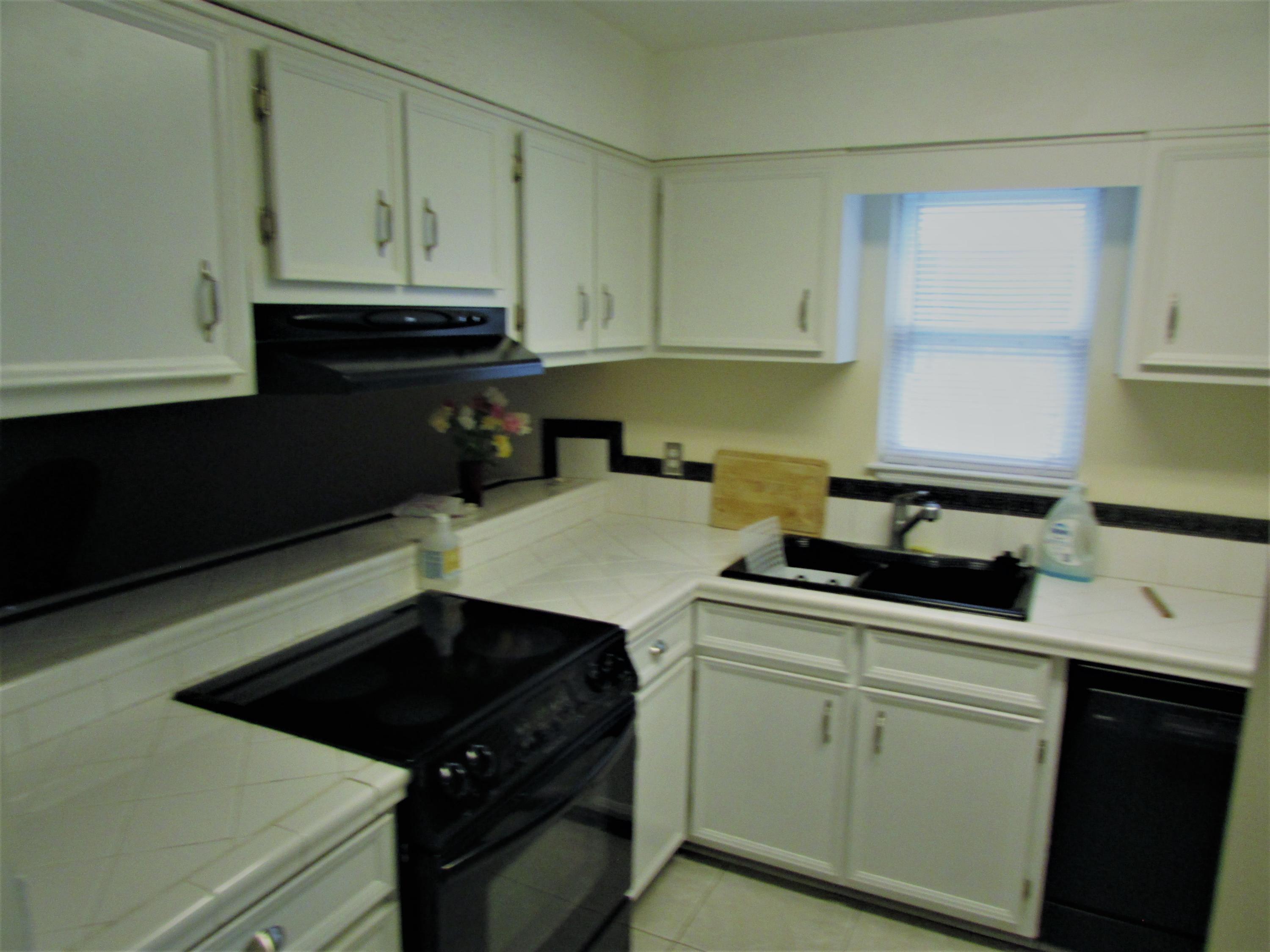 WOODHAM MANOR - Residential