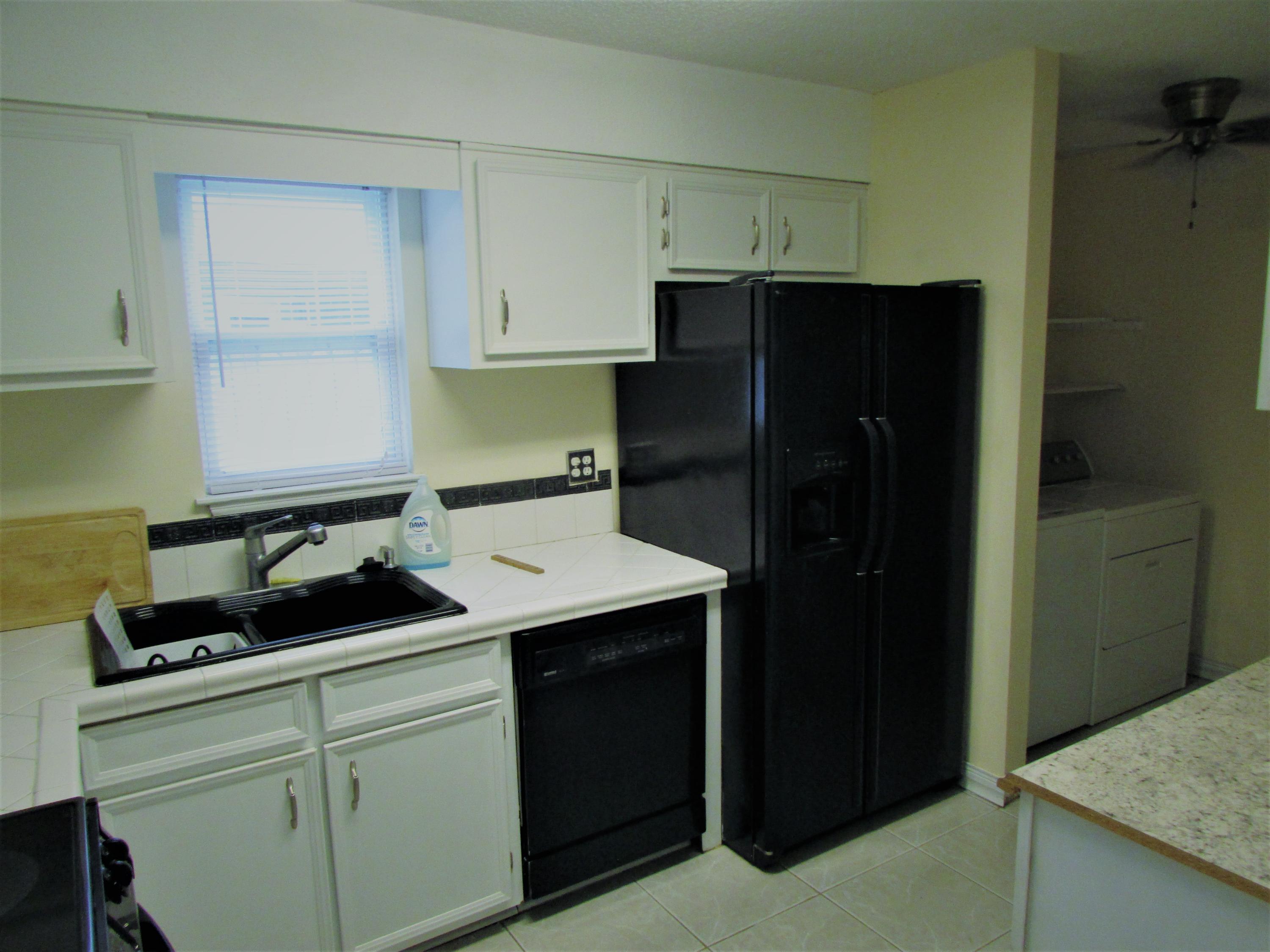 WOODHAM MANOR - Residential