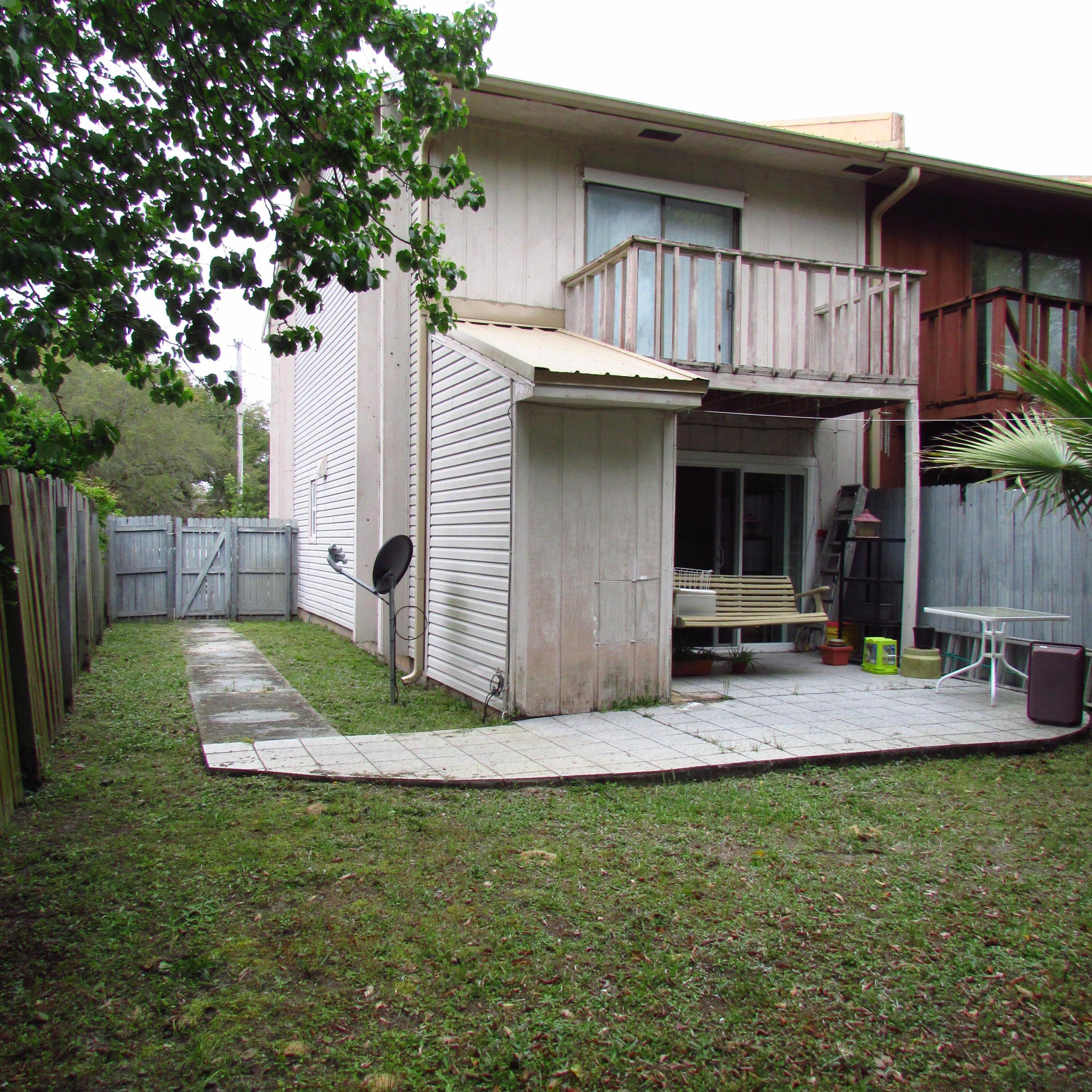 WOODHAM MANOR - Residential