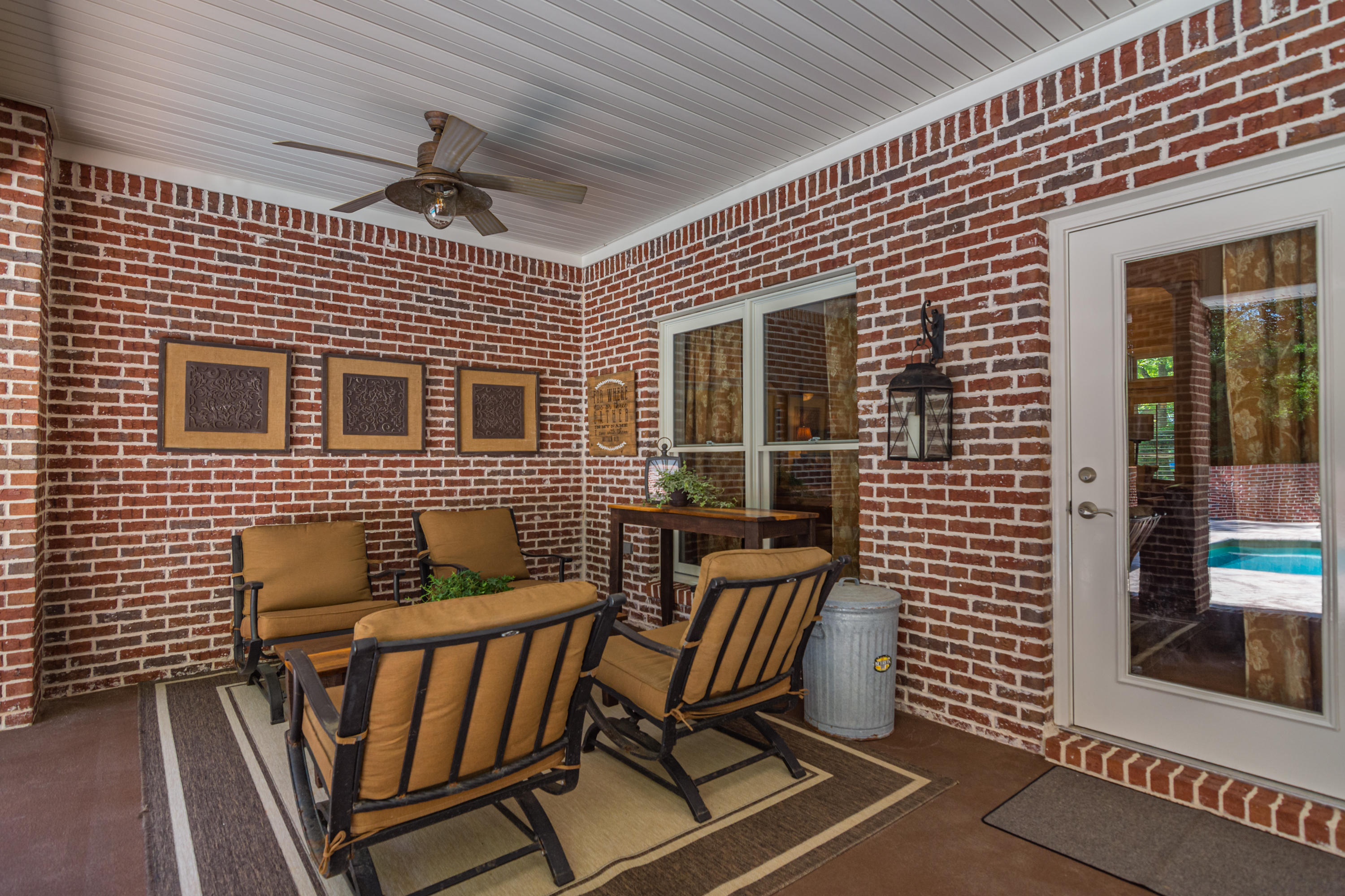 CLAIRE'S VINEYARD - Residential