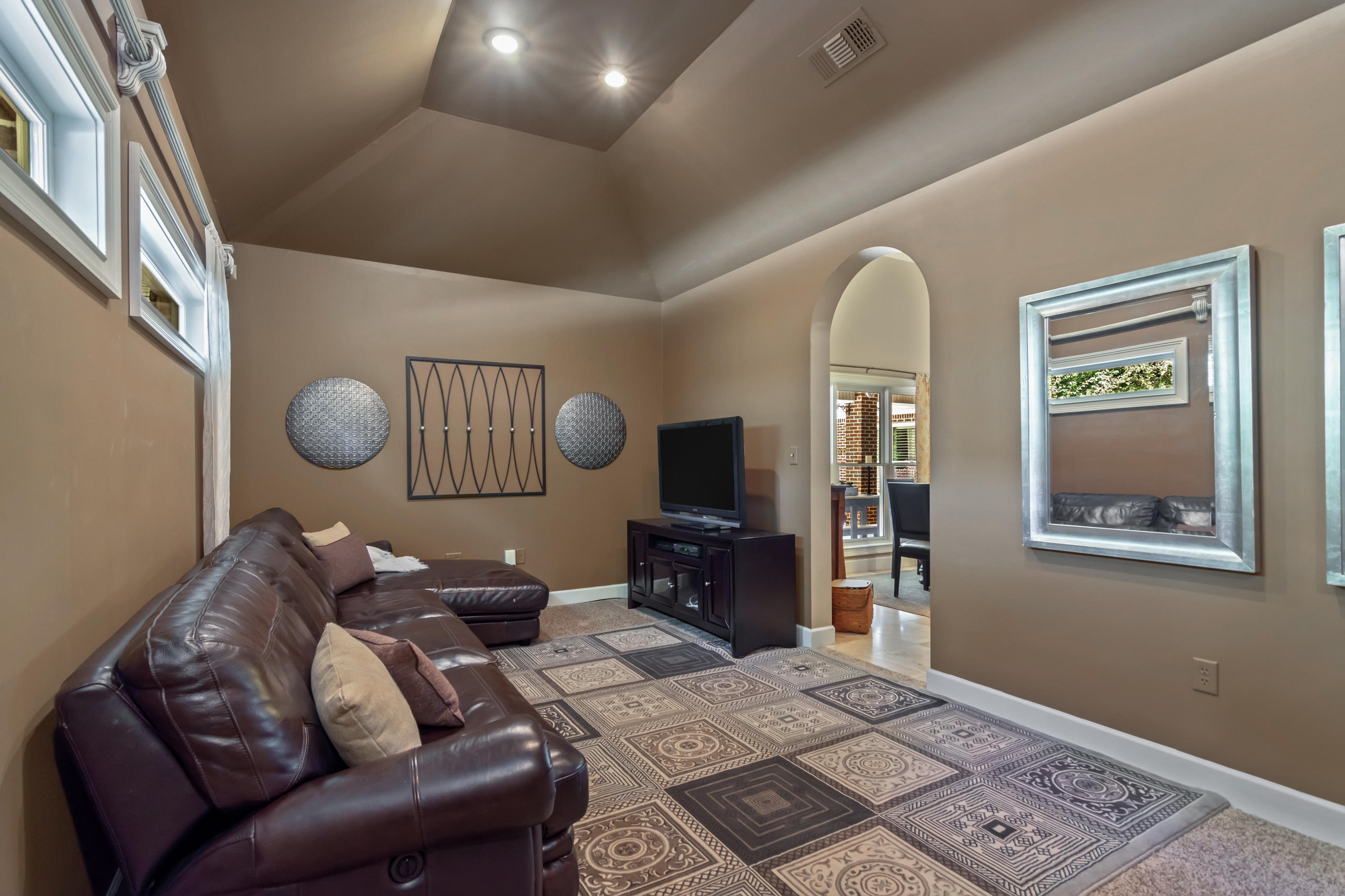 CLAIRE'S VINEYARD - Residential