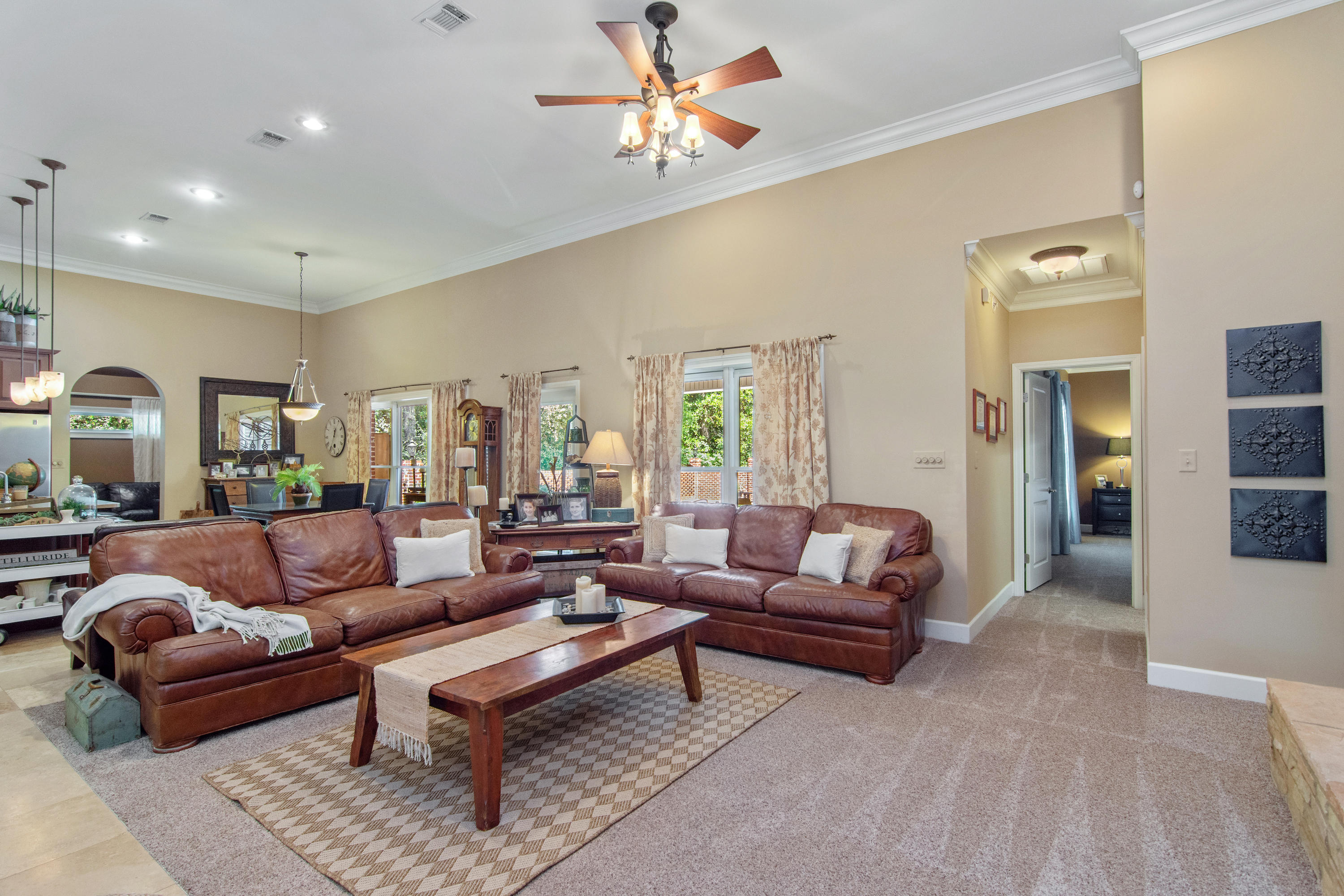 CLAIRE'S VINEYARD - Residential