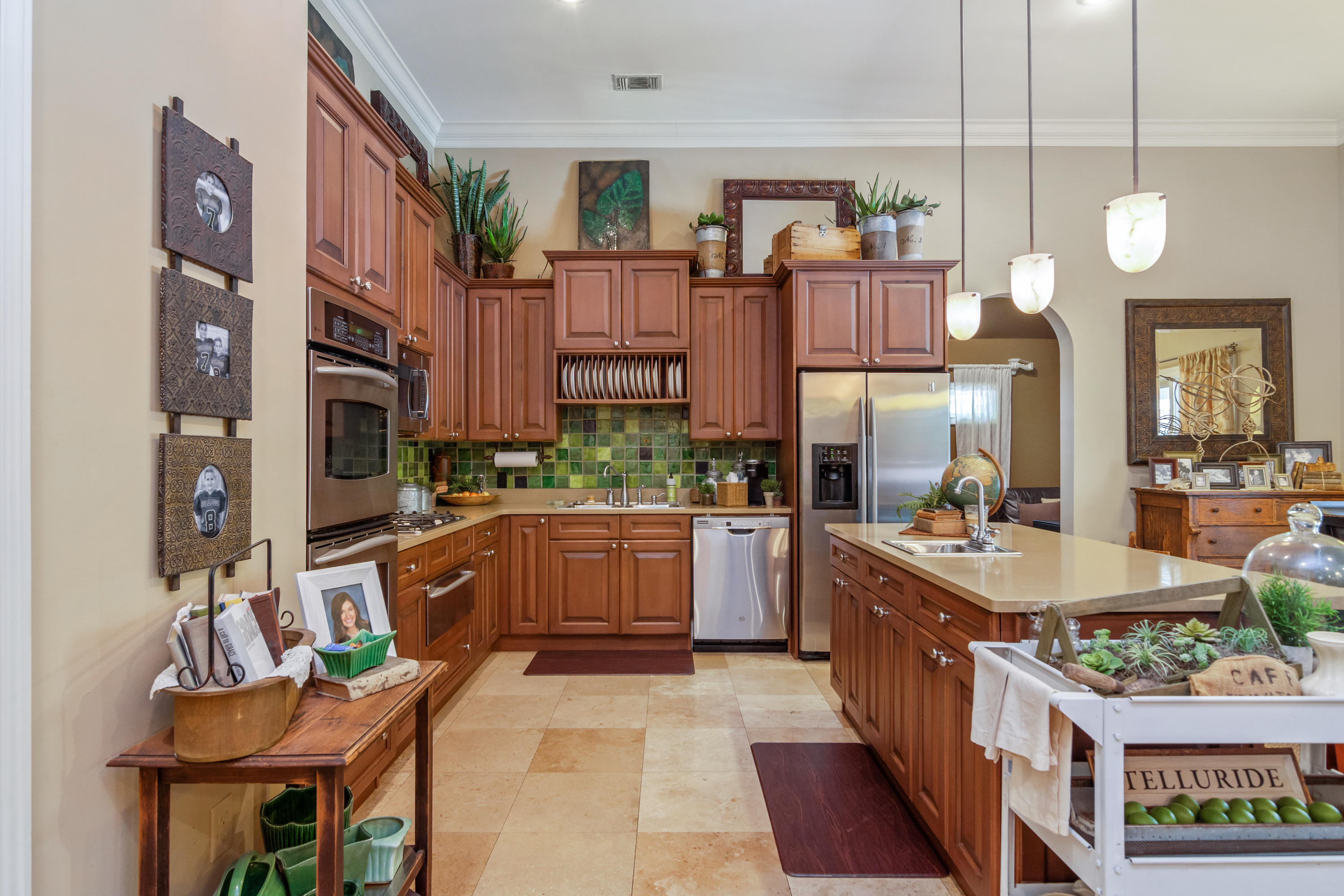 CLAIRE'S VINEYARD - Residential