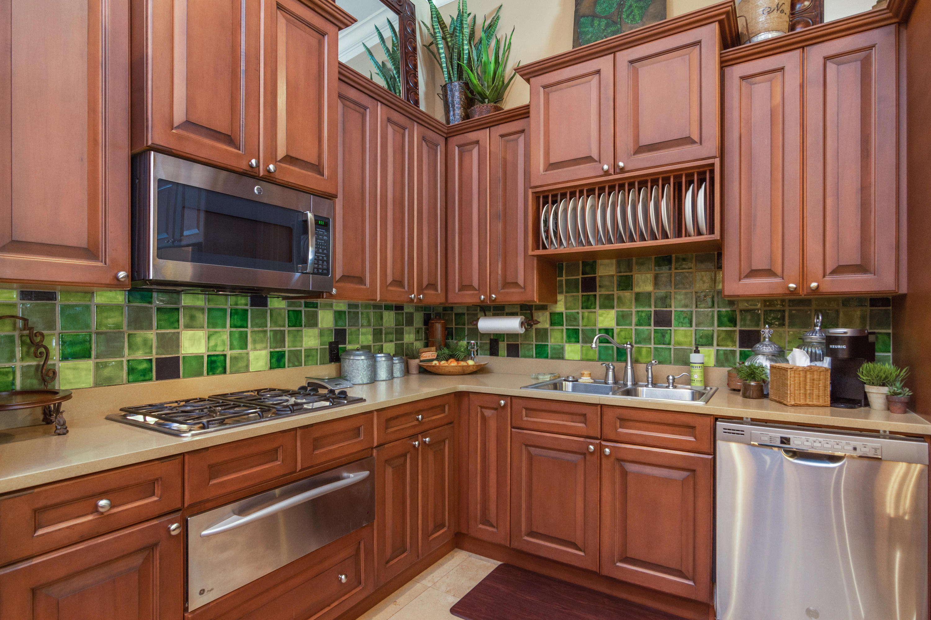 CLAIRE'S VINEYARD - Residential