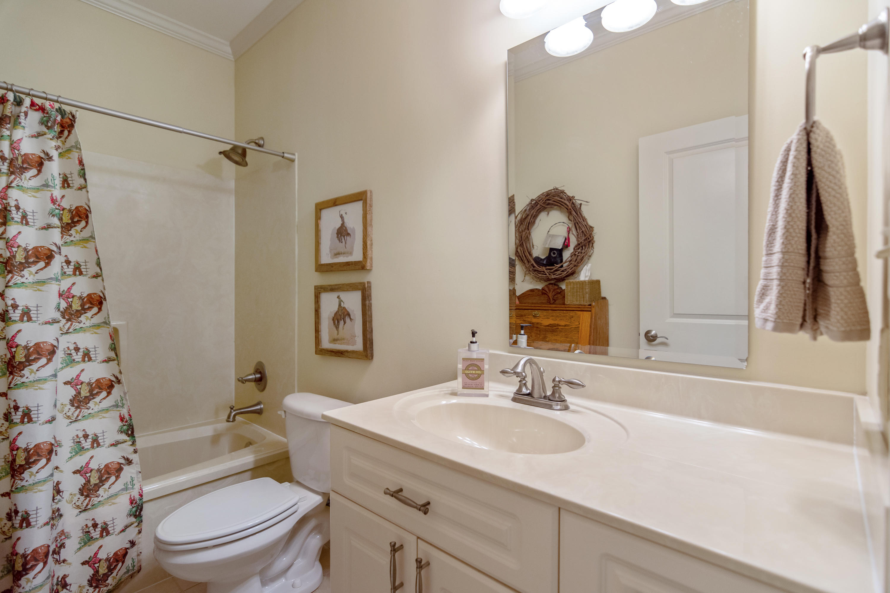 CLAIRE'S VINEYARD - Residential