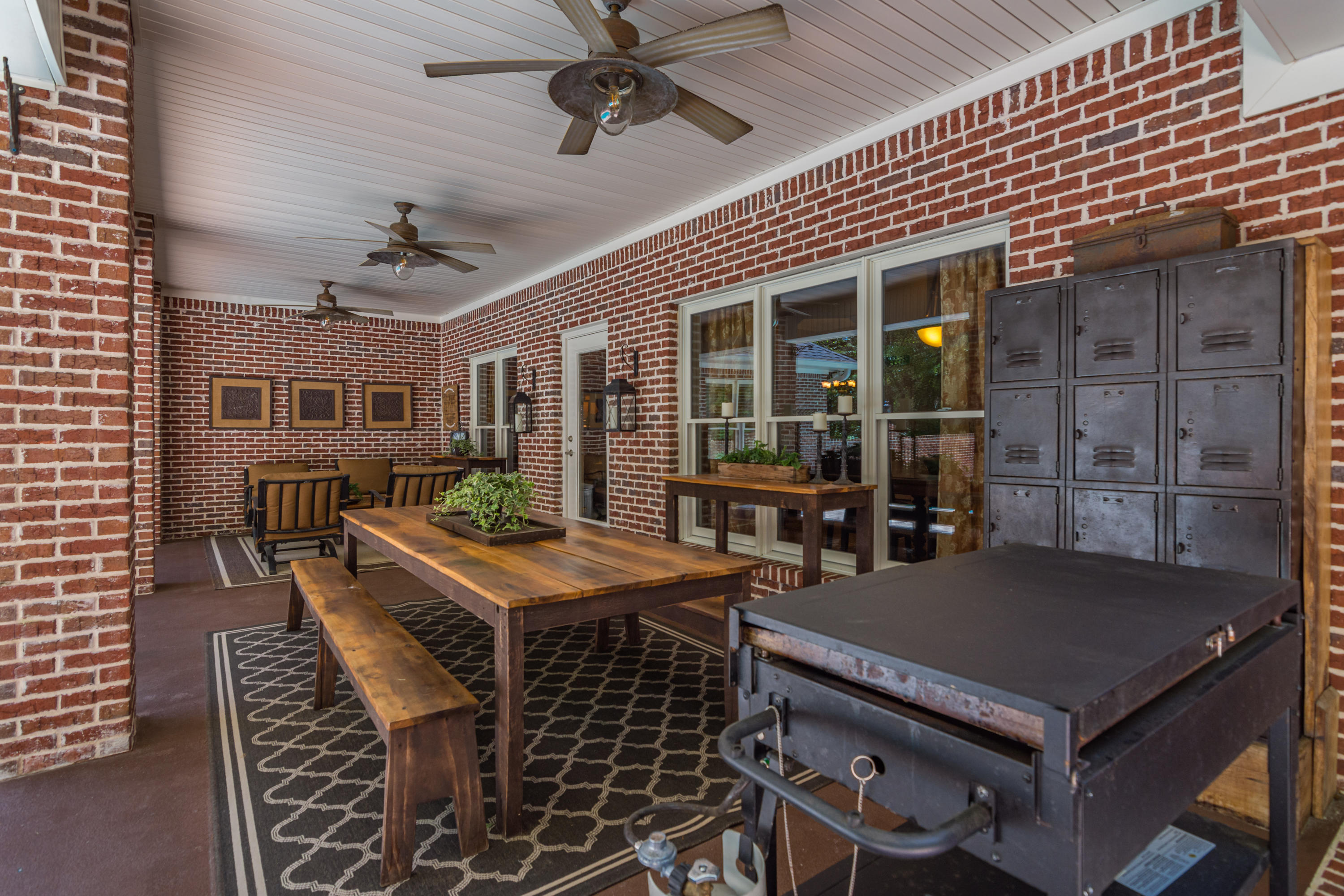 CLAIRE'S VINEYARD - Residential