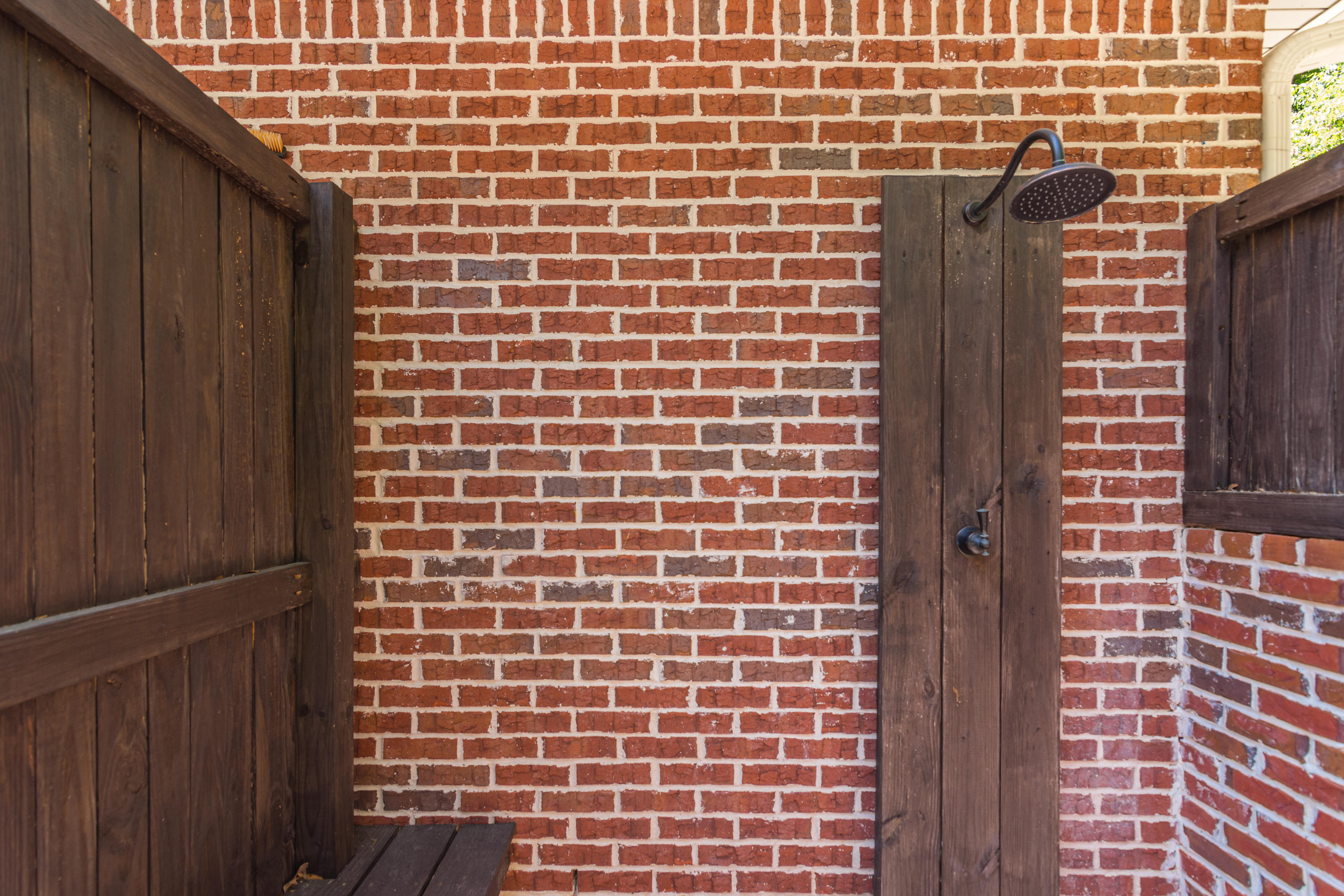 CLAIRE'S VINEYARD - Residential