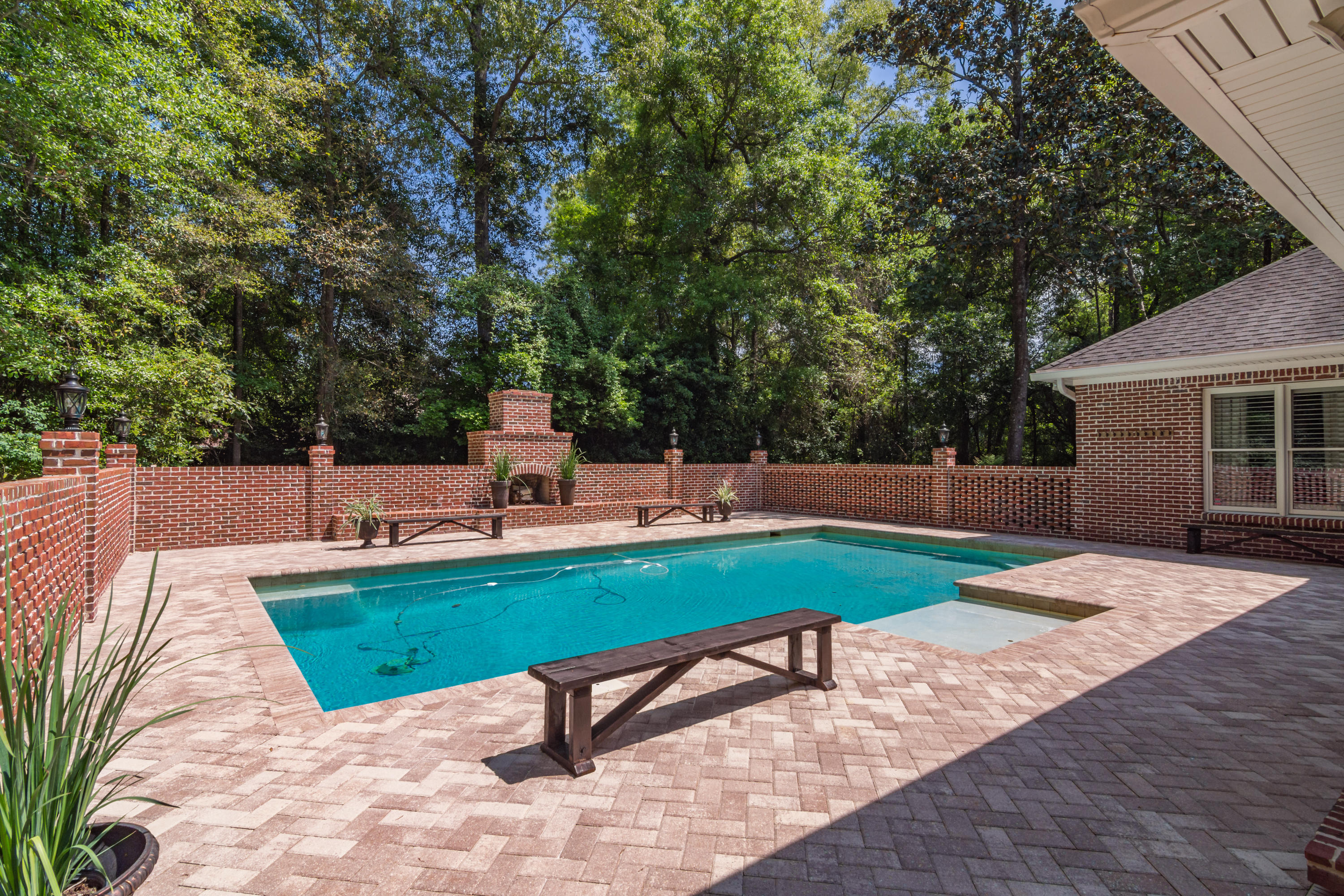 CLAIRE'S VINEYARD - Residential