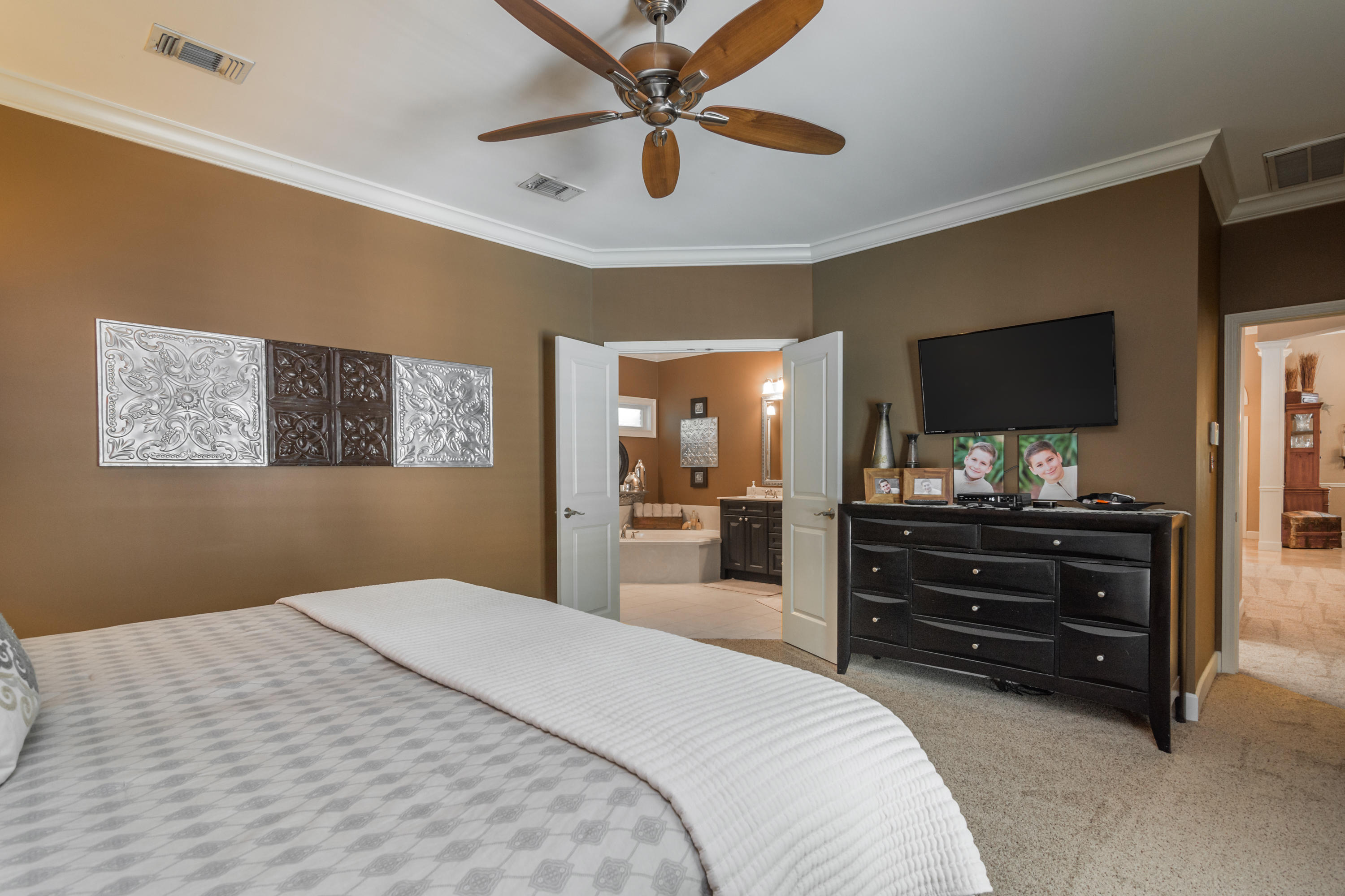 CLAIRE'S VINEYARD - Residential