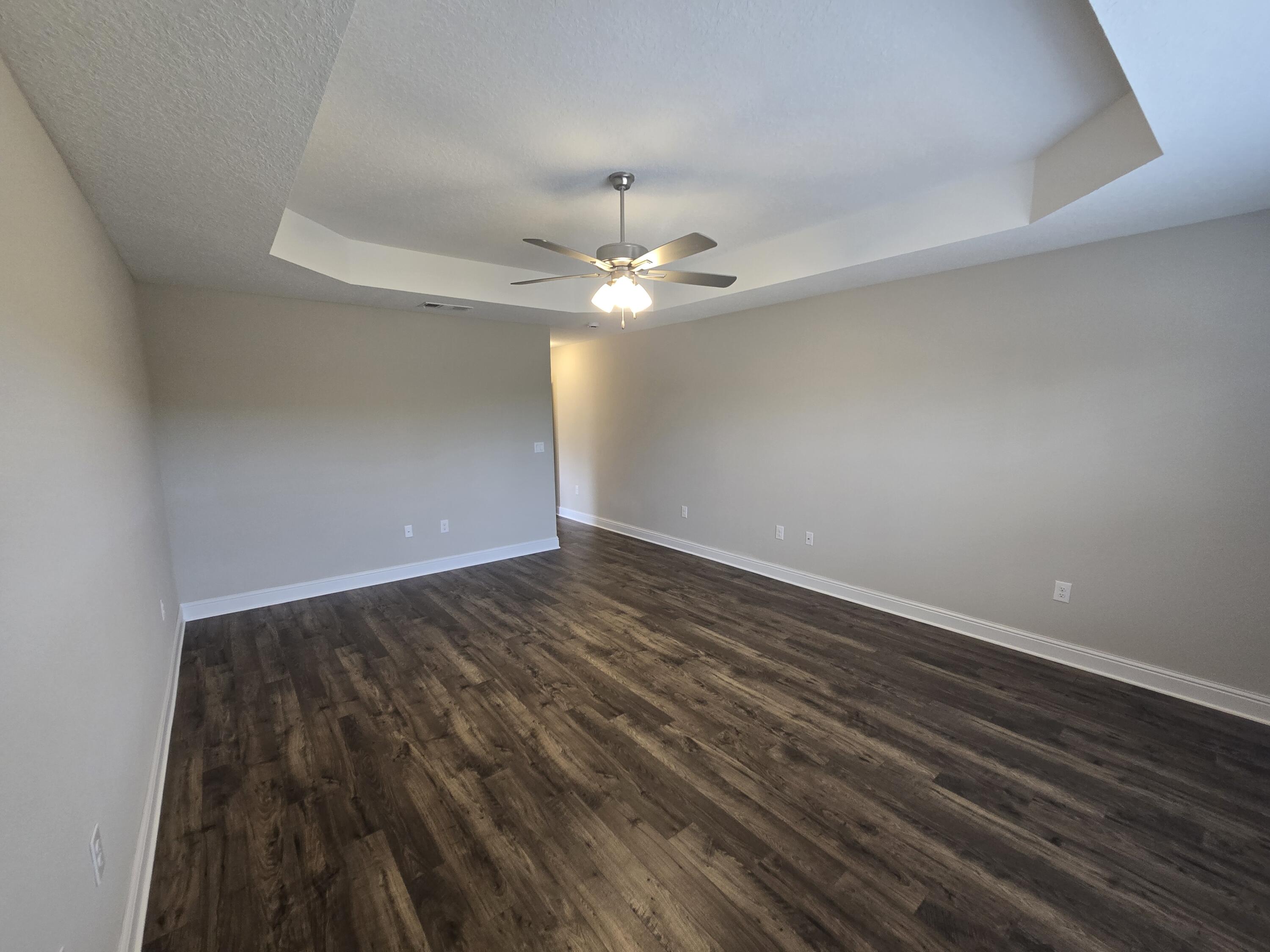 Nature Lake - Residential