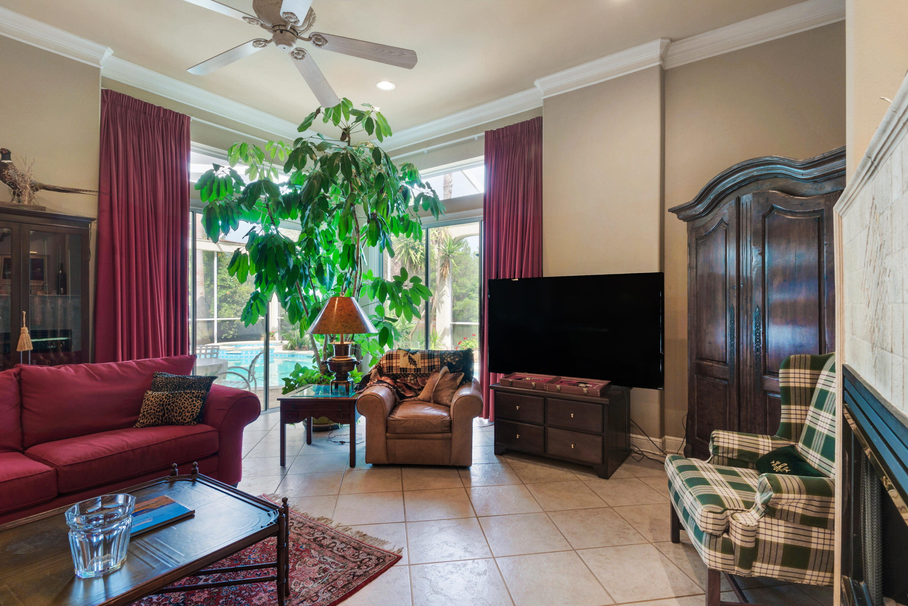 REGATTA BAY - Residential