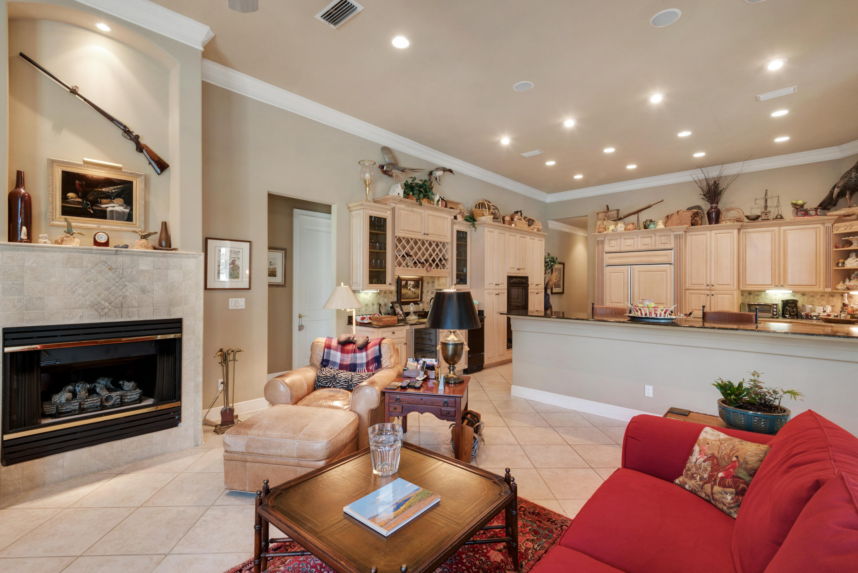 REGATTA BAY - Residential