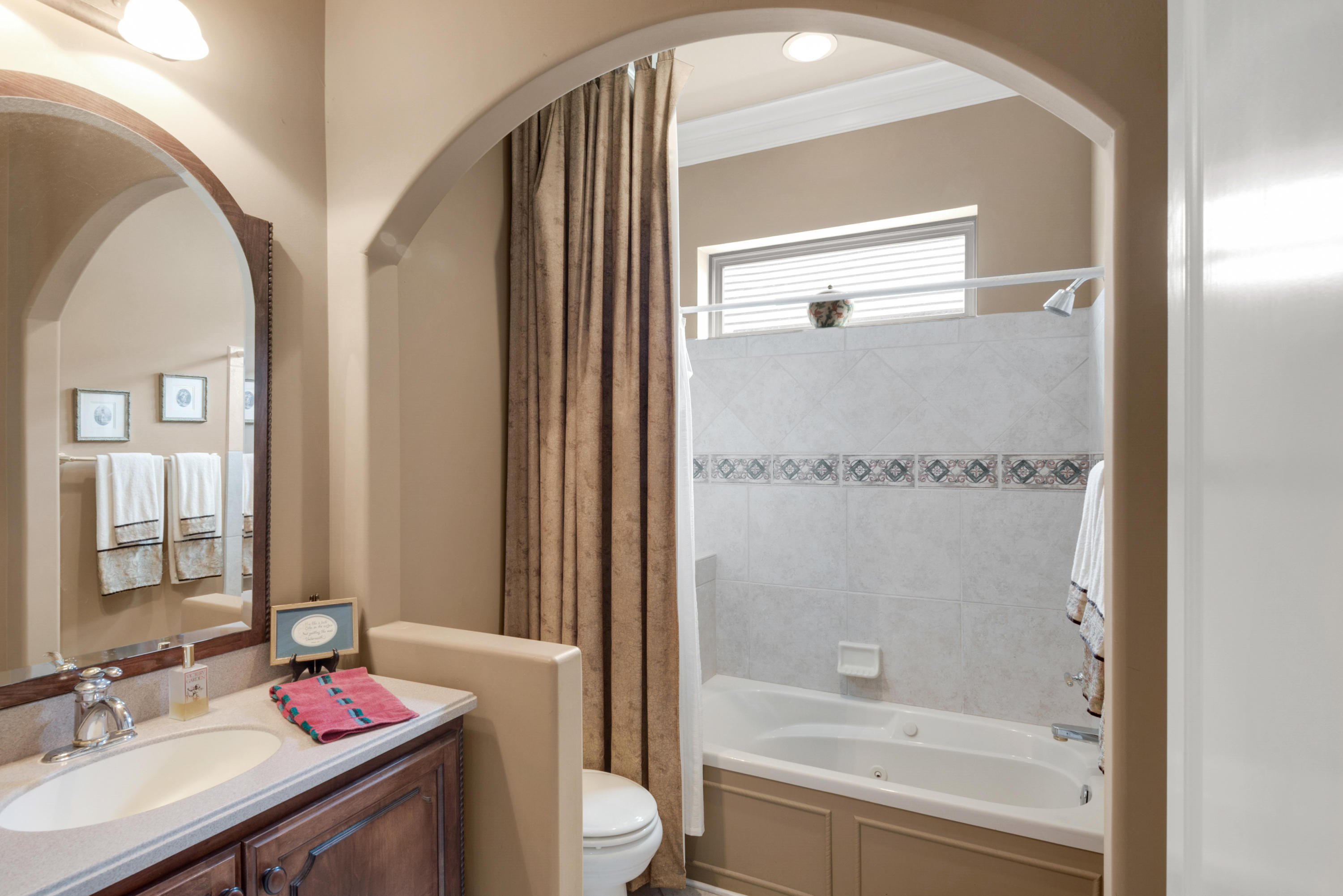 REGATTA BAY - Residential
