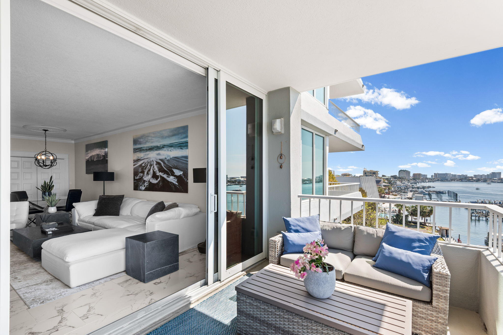 DESTIN YACHT CLUB - Residential