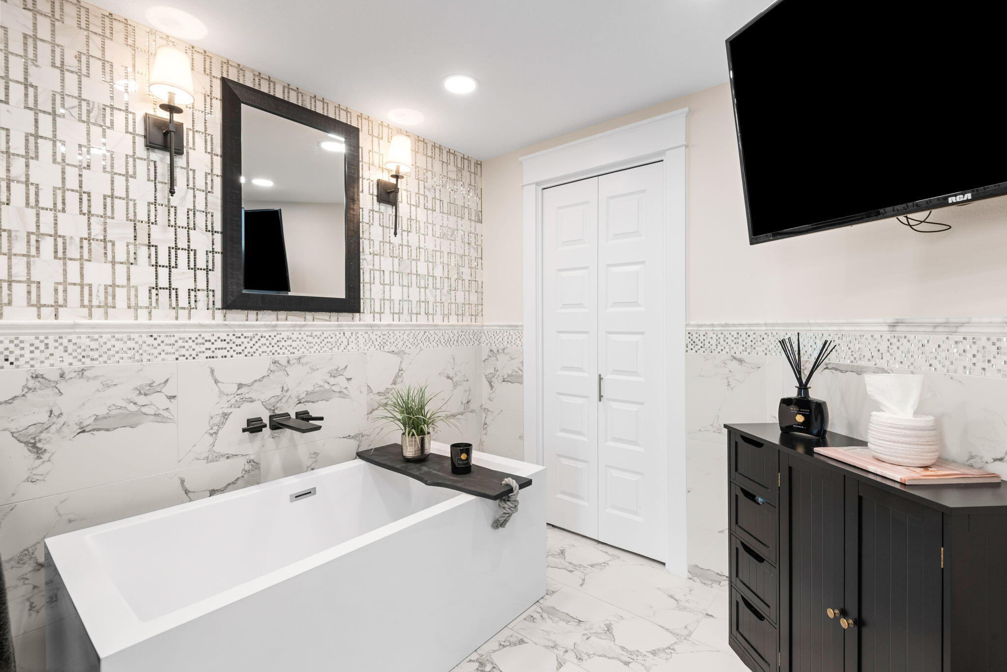 DESTIN YACHT CLUB - Residential