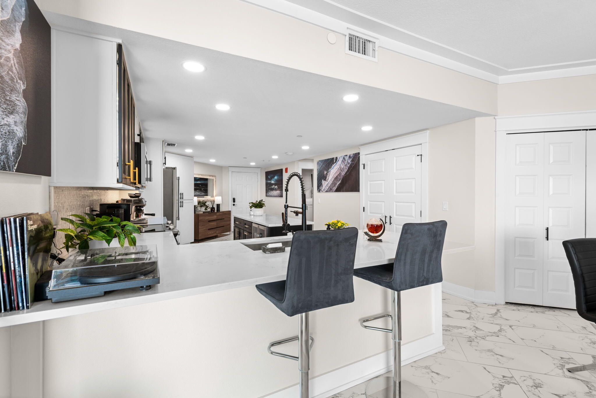 DESTIN YACHT CLUB - Residential