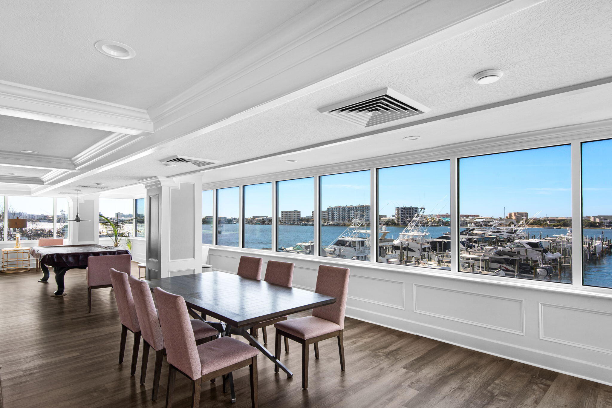 DESTIN YACHT CLUB - Residential