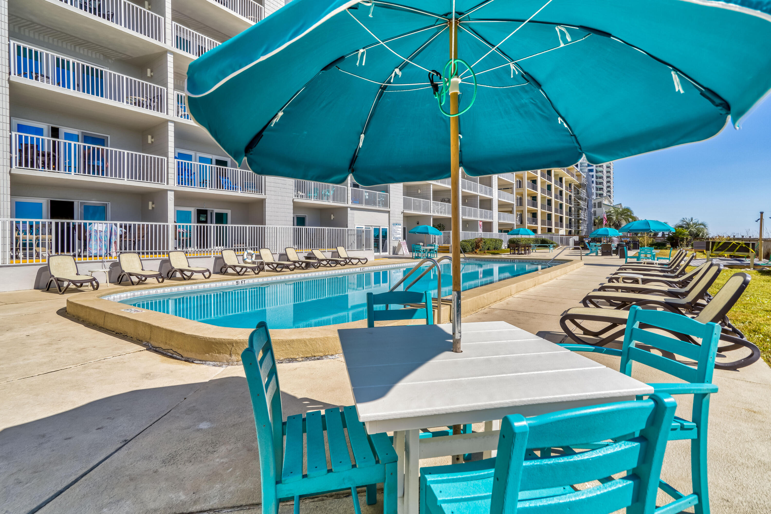 MARINER WEST CONDO - Residential