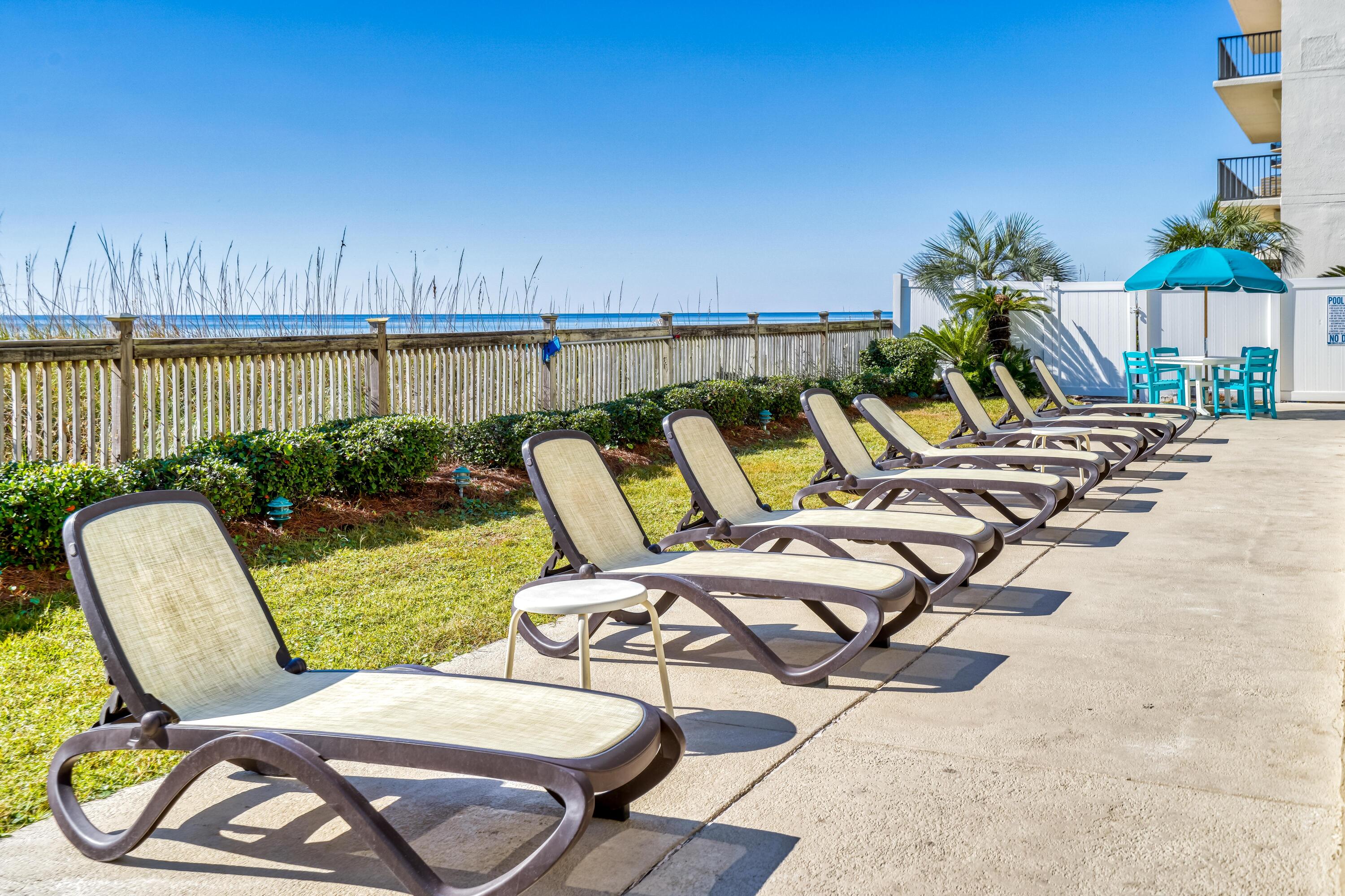 MARINER WEST CONDO - Residential