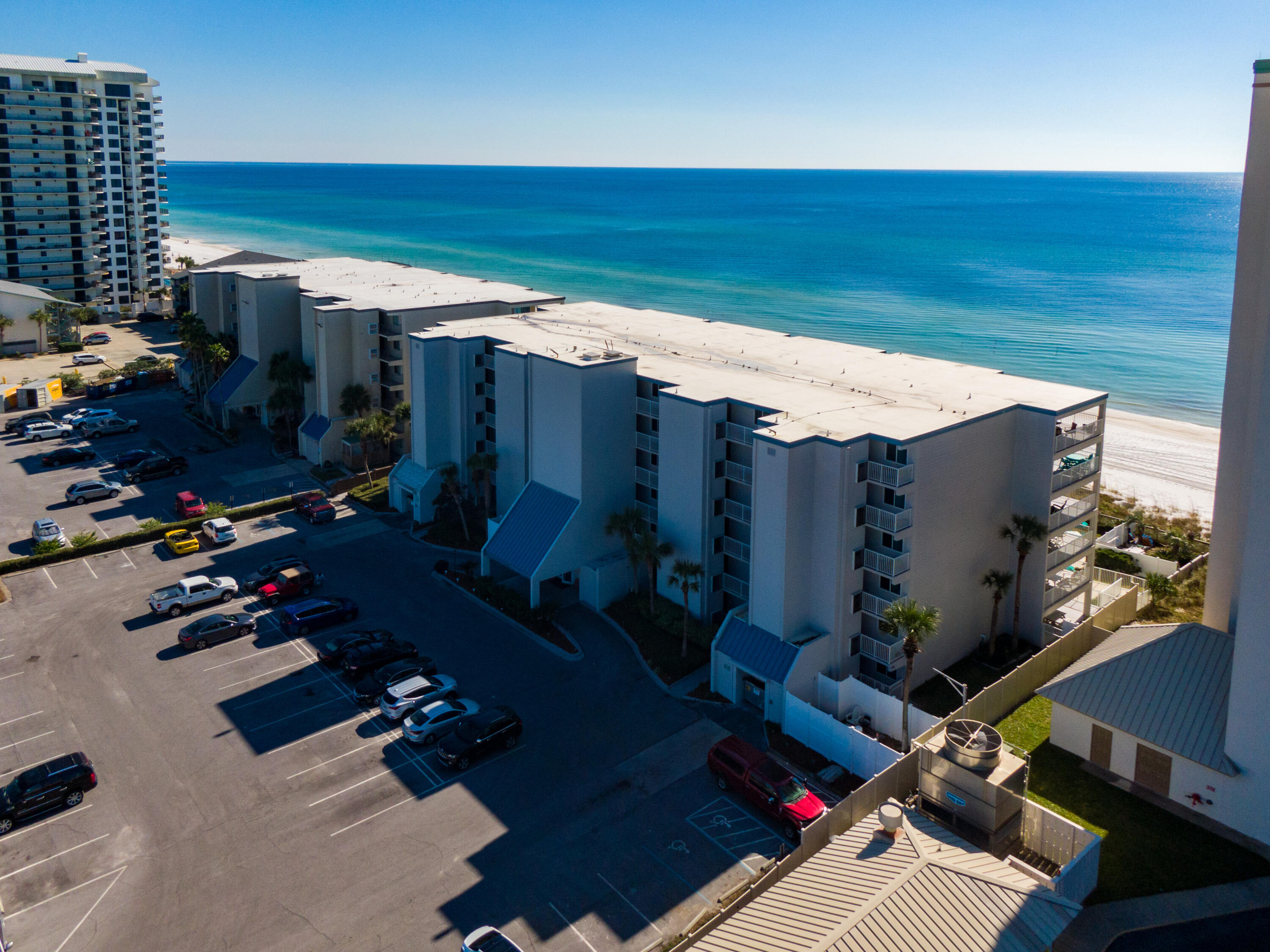 MARINER WEST CONDO - Residential