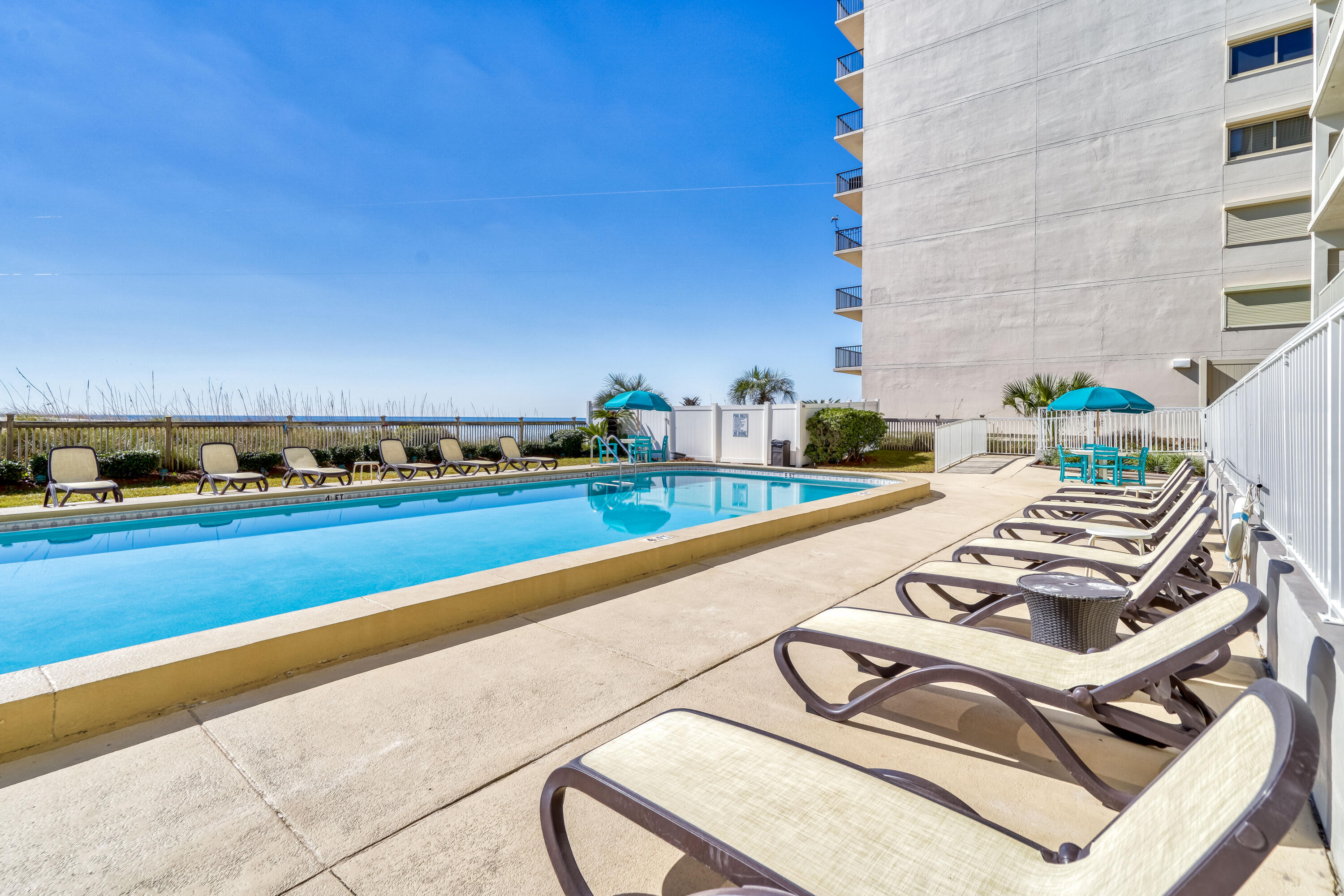 MARINER WEST CONDO - Residential