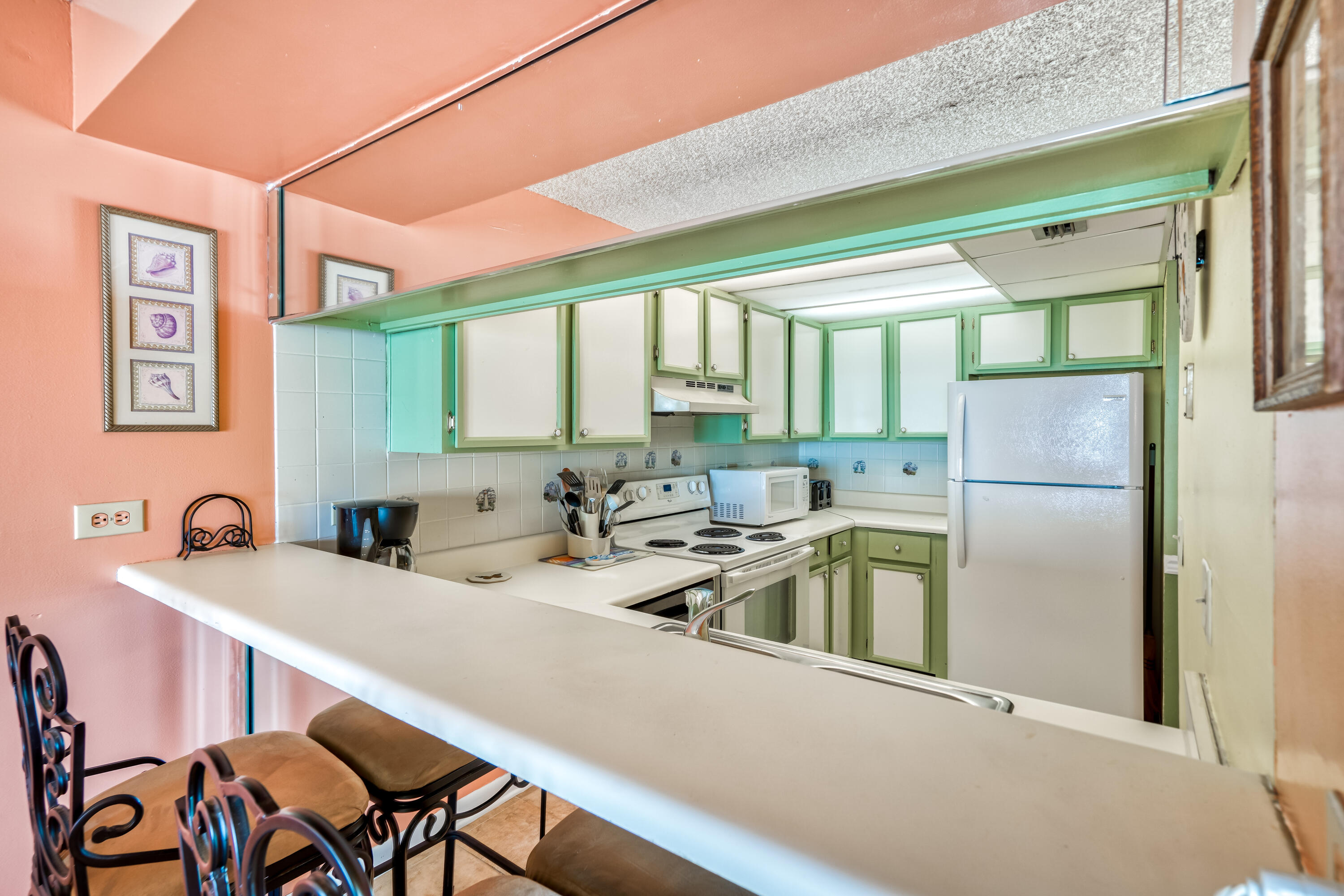 MARINER WEST CONDO - Residential