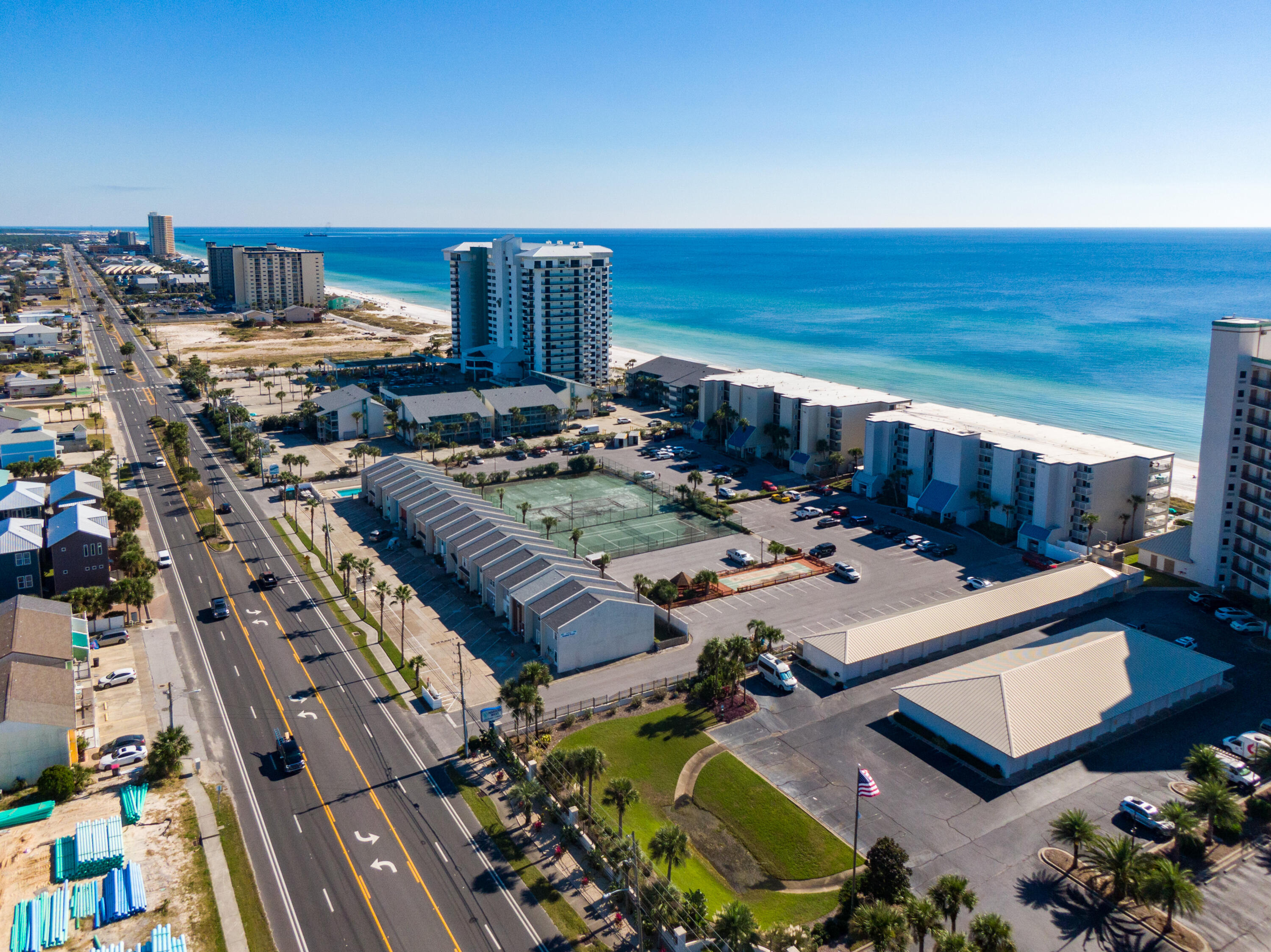 MARINER WEST CONDO - Residential