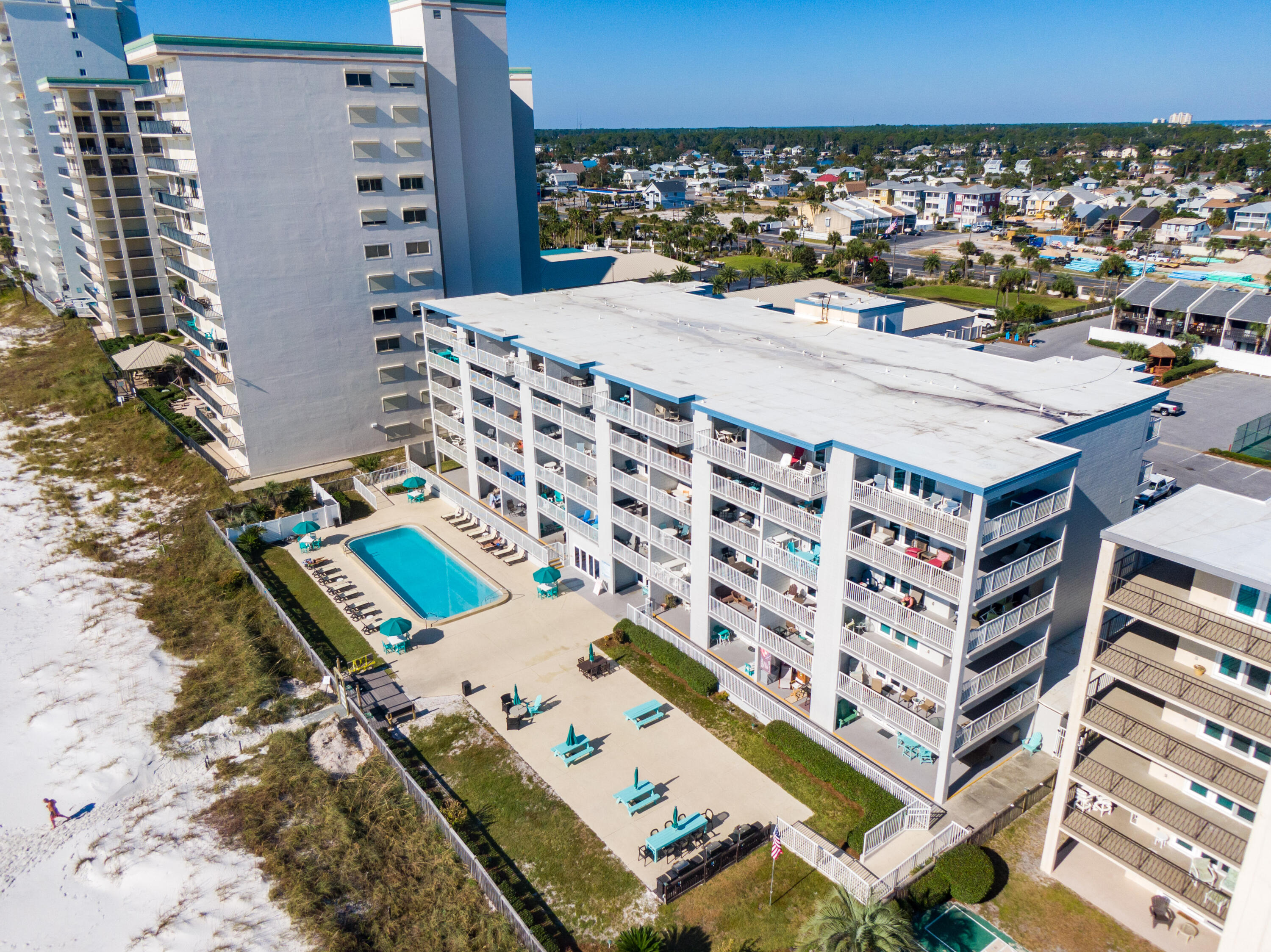 MARINER WEST CONDO - Residential