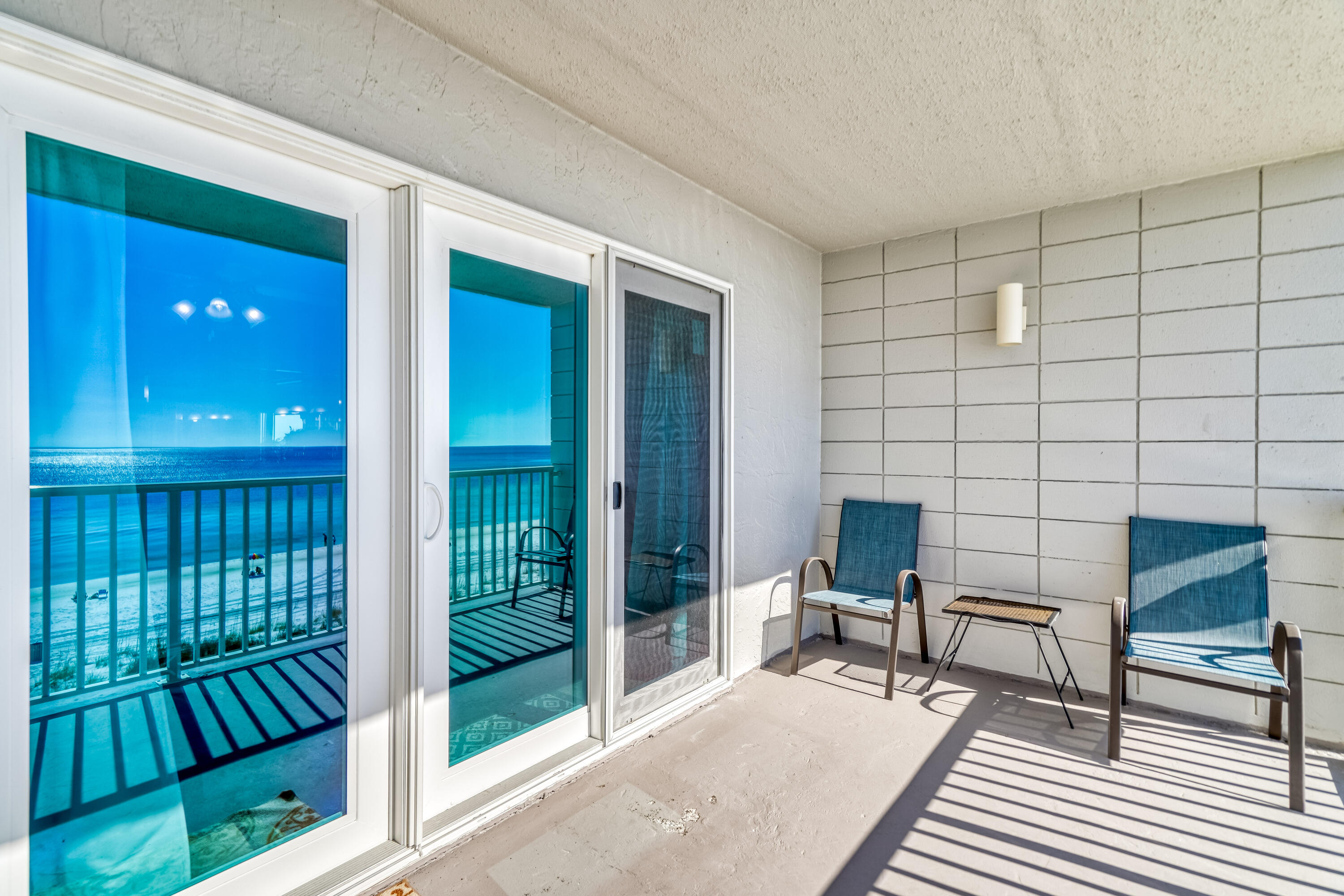 MARINER WEST CONDO - Residential