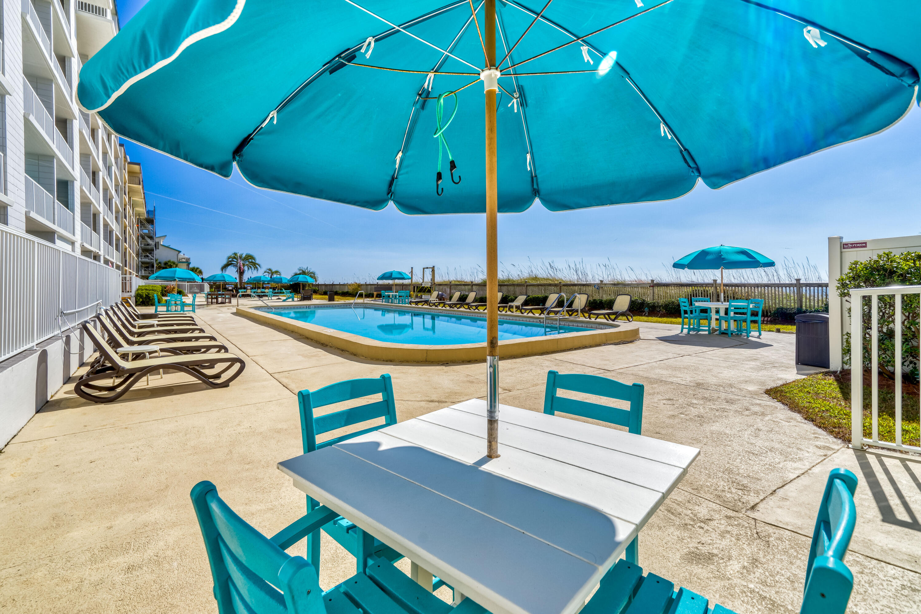 MARINER WEST CONDO - Residential