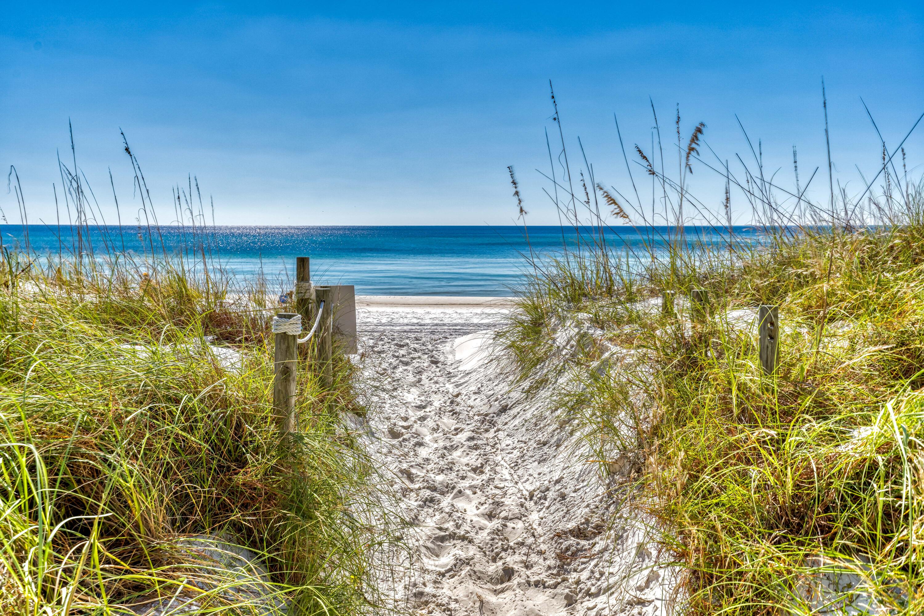 MARINER WEST CONDO - Residential