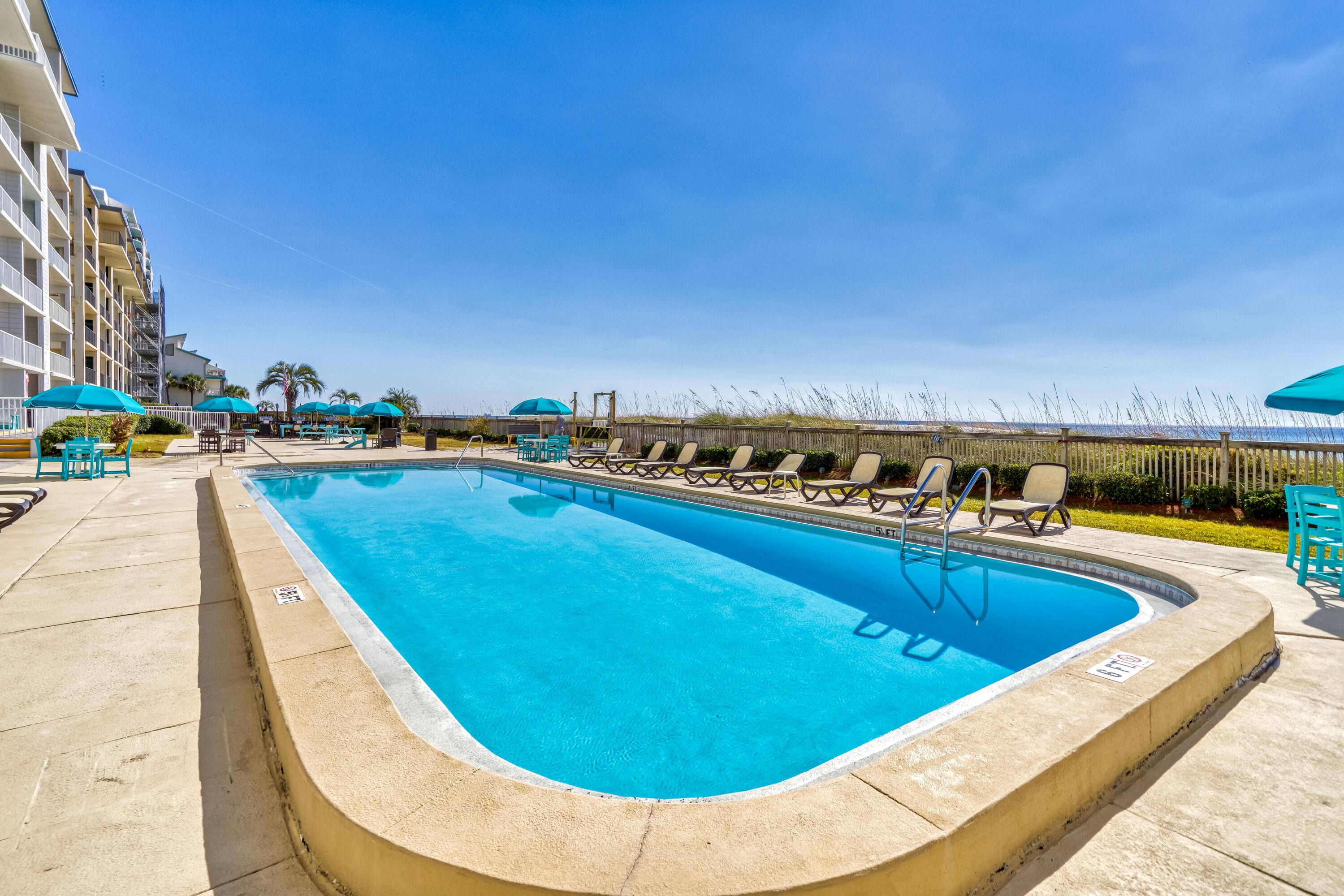 MARINER WEST CONDO - Residential