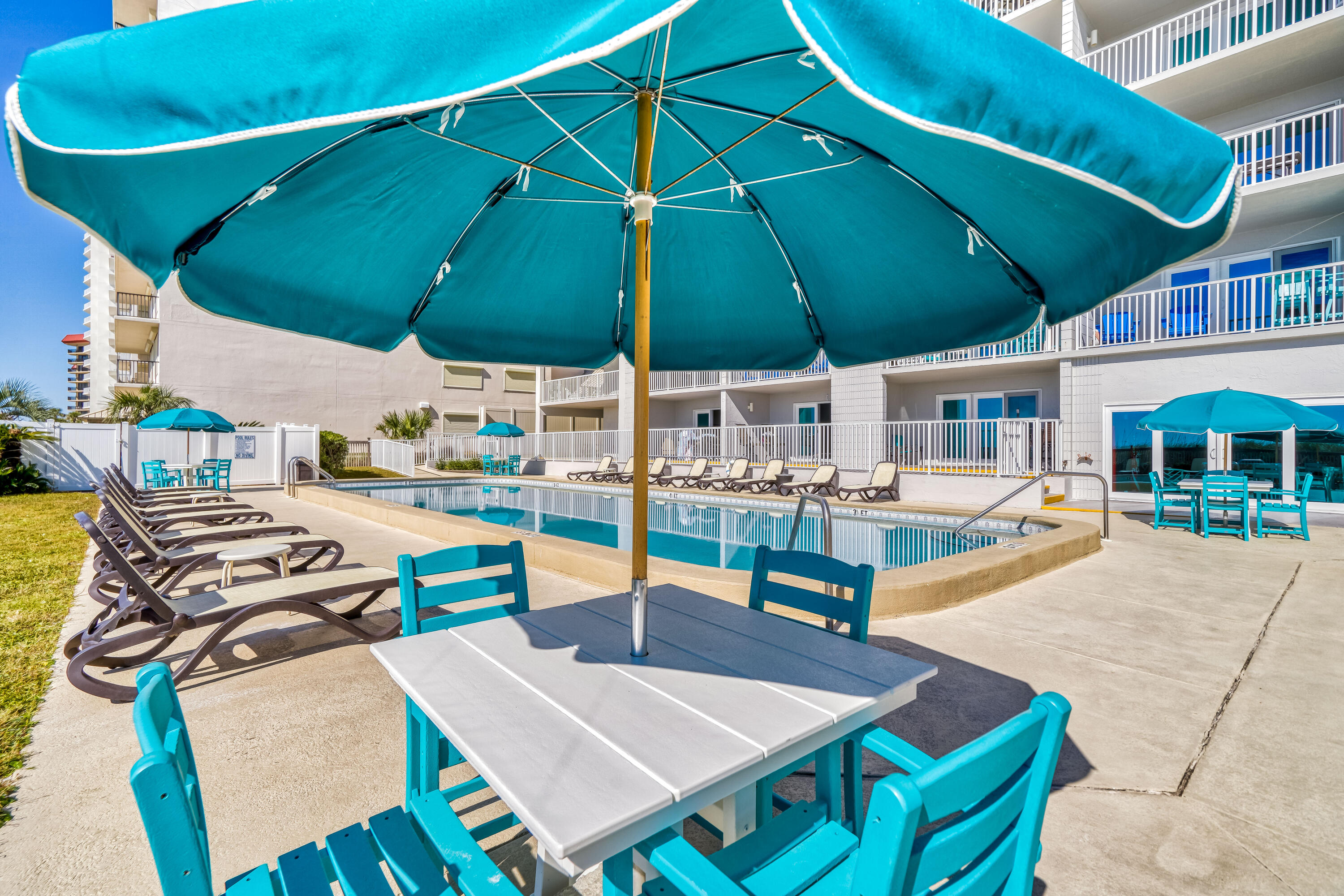 MARINER WEST CONDO - Residential