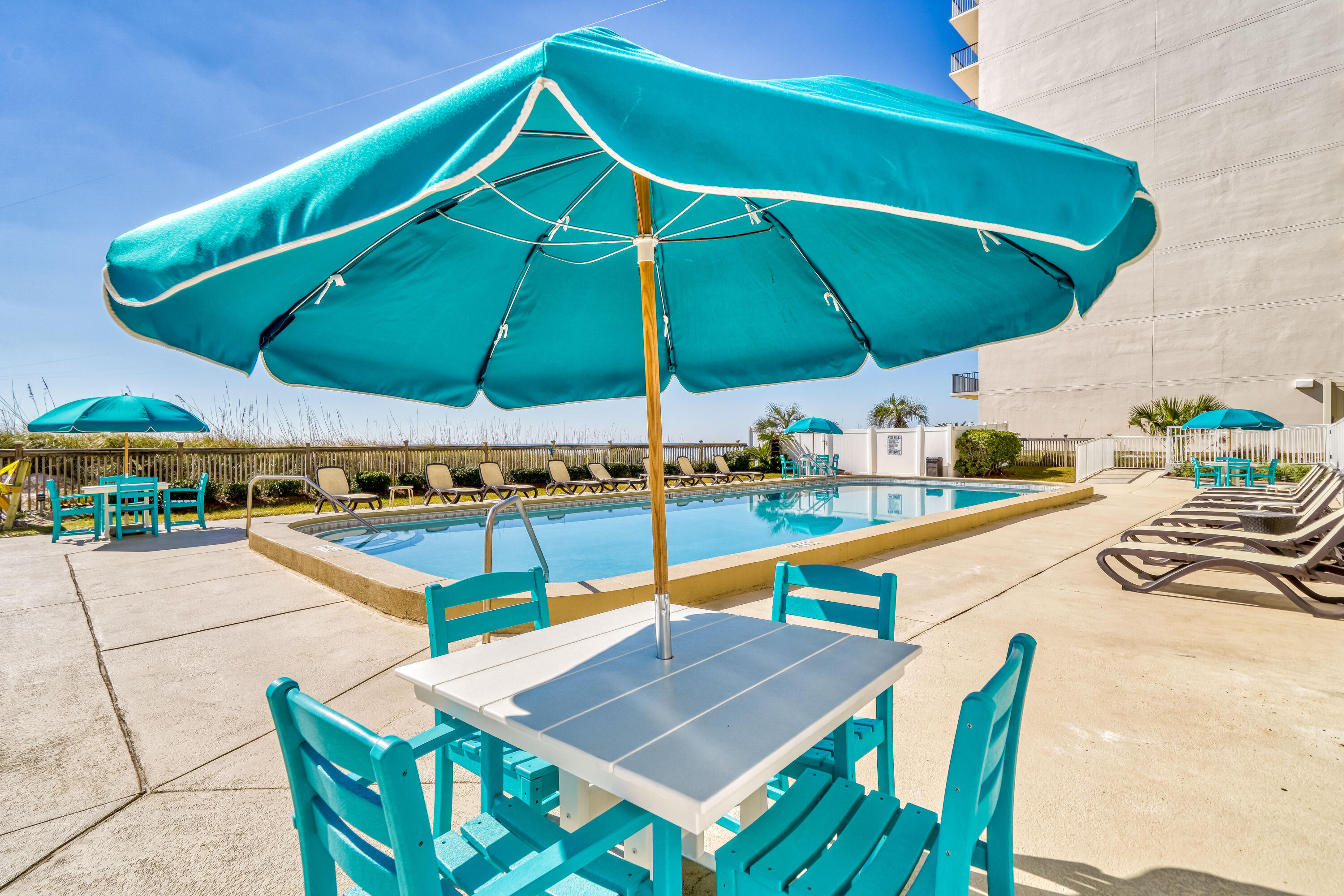 MARINER WEST CONDO - Residential