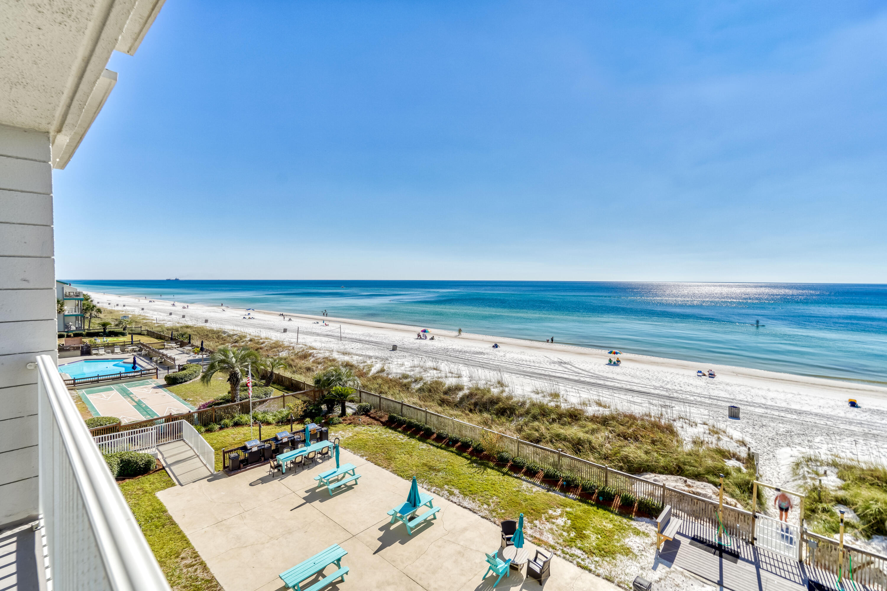 MARINER WEST CONDO - Residential