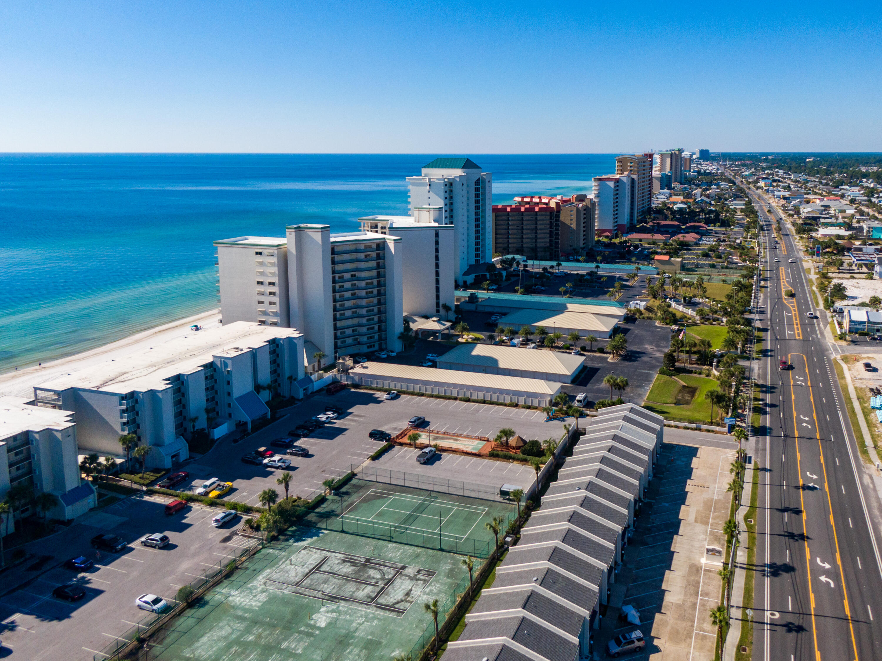 MARINER WEST CONDO - Residential