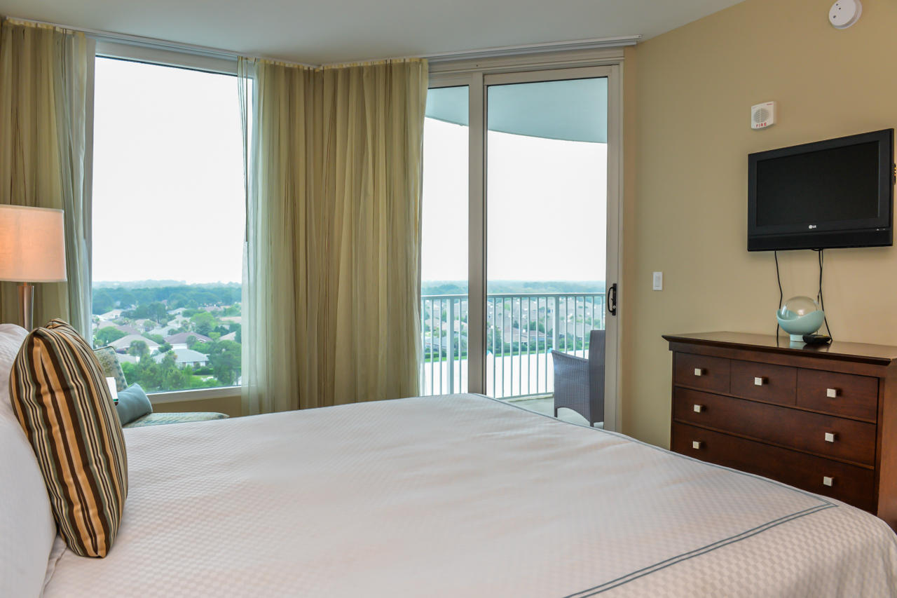 THE PALMS OF DESTIN - Residential